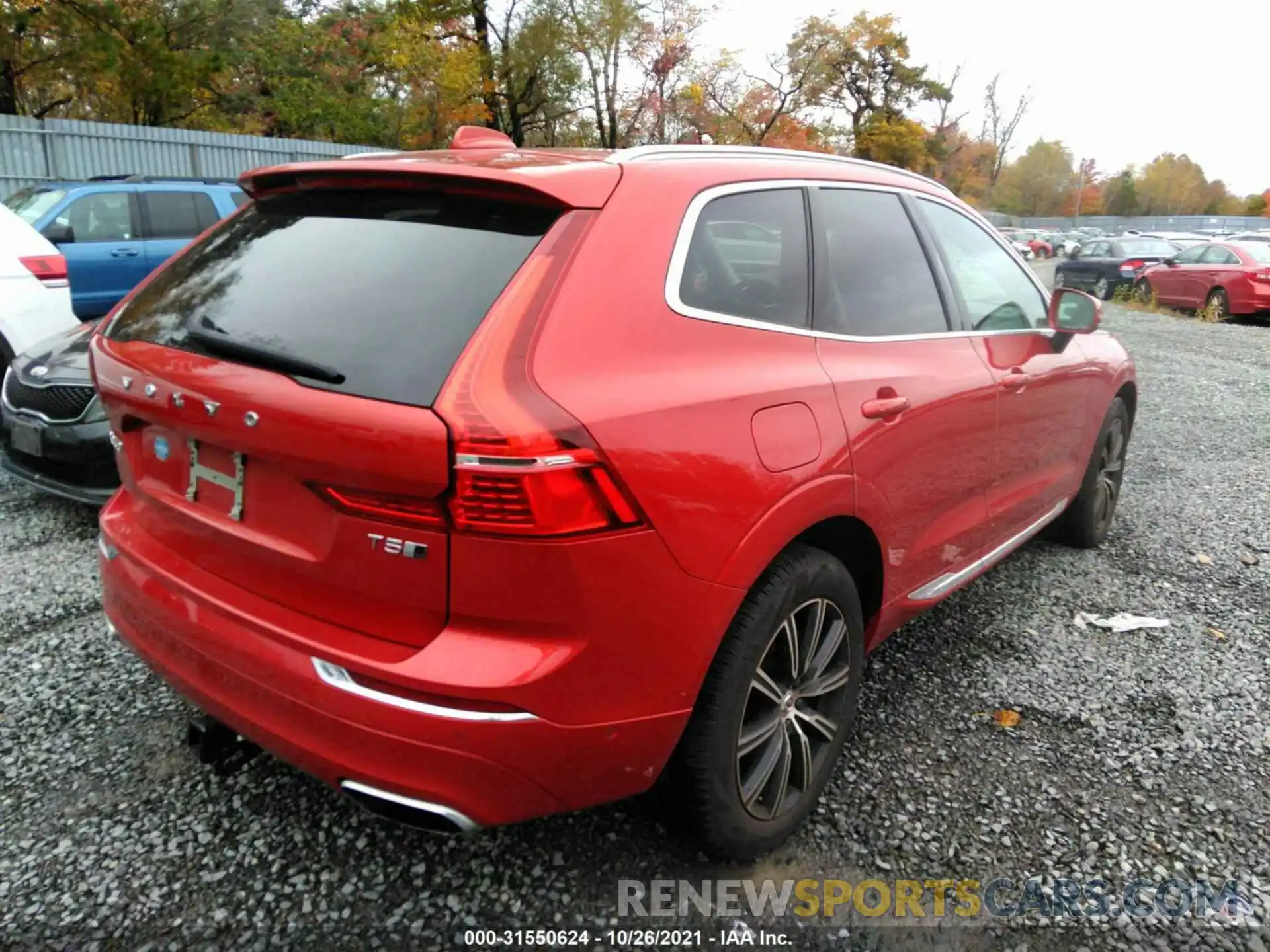 4 Photograph of a damaged car LYV102RLXKB278598 VOLVO XC60 2019