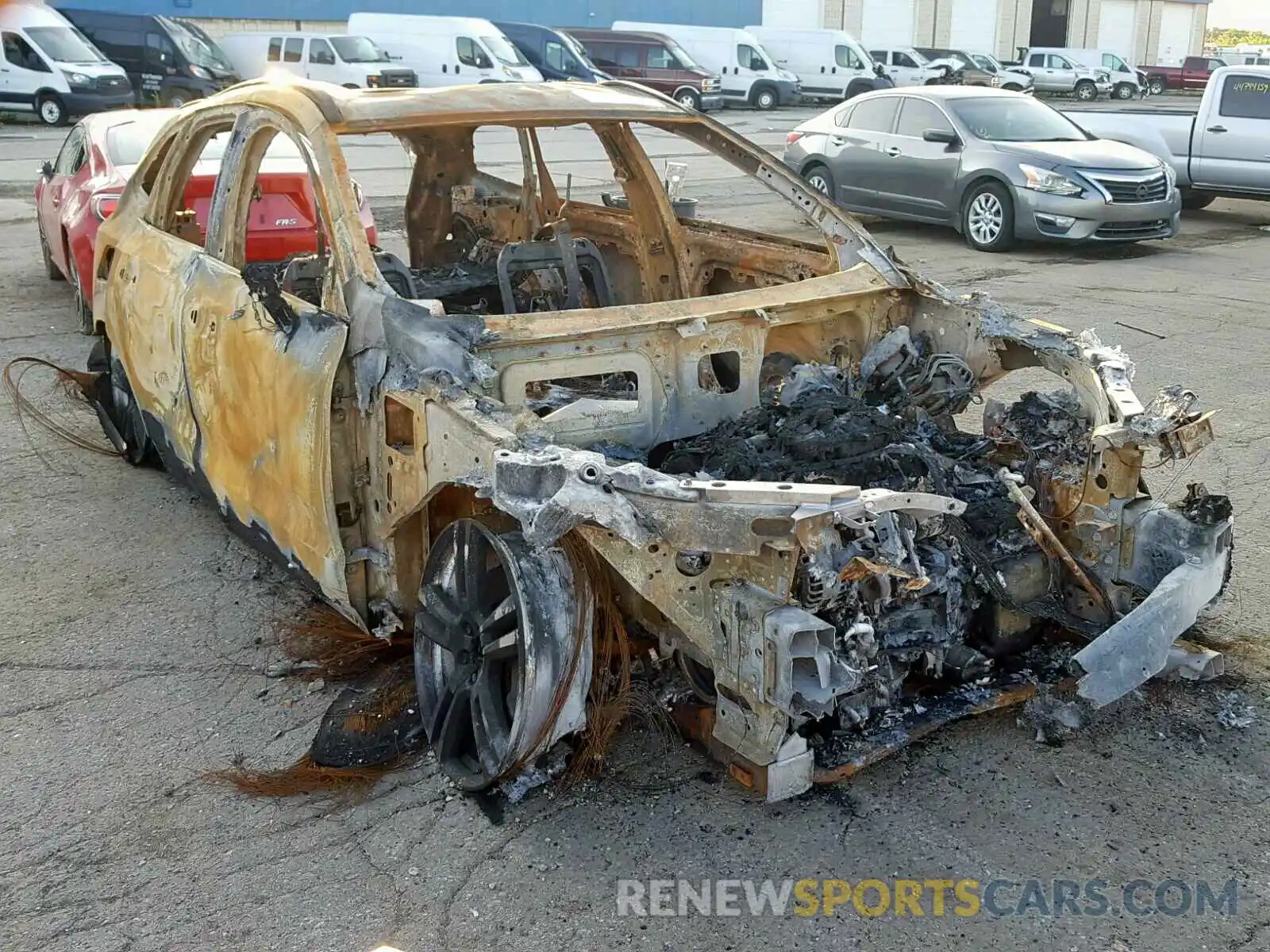 1 Photograph of a damaged car LYVA22RK4KB200917 VOLVO XC60 2019