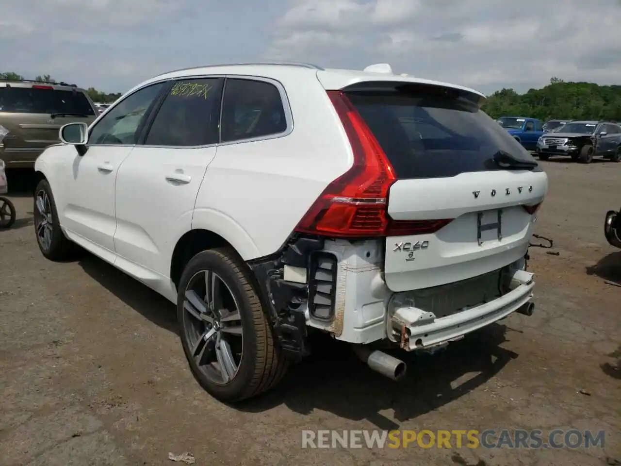 3 Photograph of a damaged car LYVA22RK7KB187676 VOLVO XC60 2019