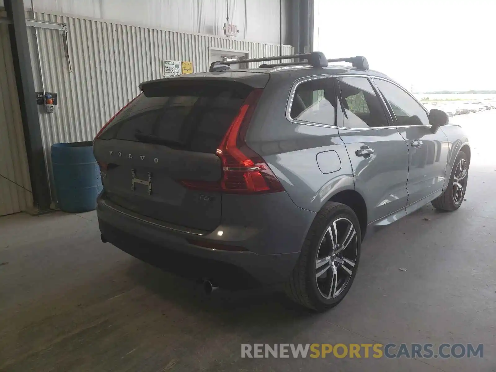 4 Photograph of a damaged car LYVA22RK8KB238103 VOLVO XC60 2019