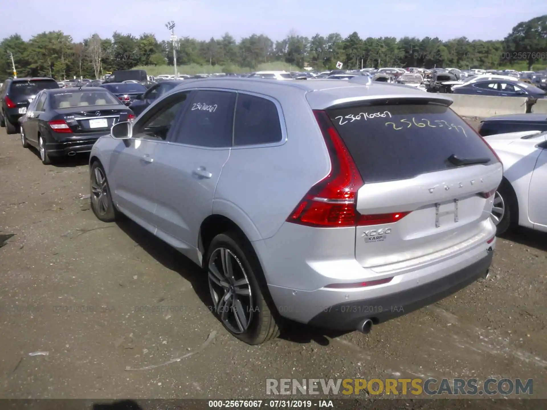 3 Photograph of a damaged car LYVA22RK9KB177912 VOLVO XC60 2019