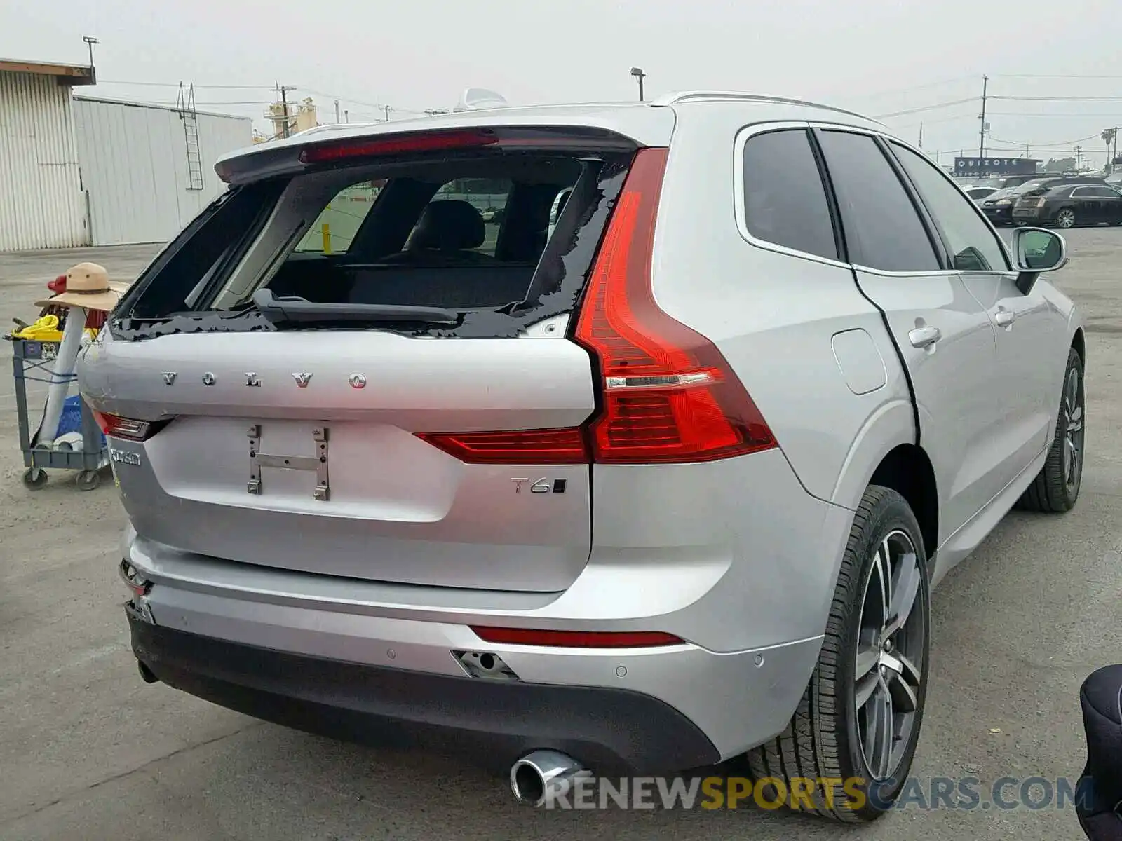 4 Фотография поврежденного автомобиля LYVA22RK9KB219088 VOLVO XC60 2019