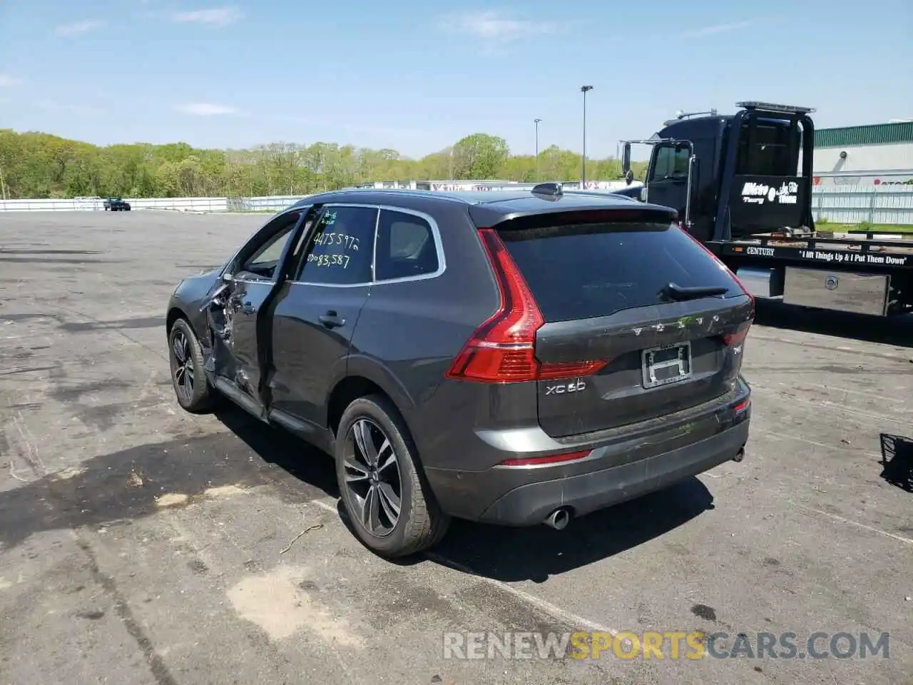 3 Photograph of a damaged car LYVA22RK9KB228258 VOLVO XC60 2019