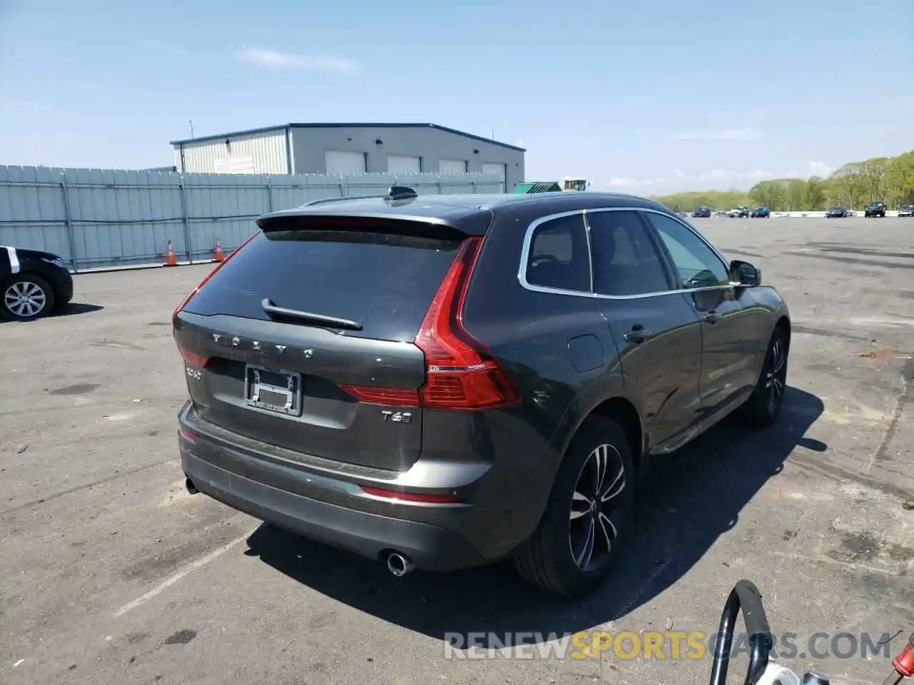 4 Фотография поврежденного автомобиля LYVA22RK9KB228258 VOLVO XC60 2019