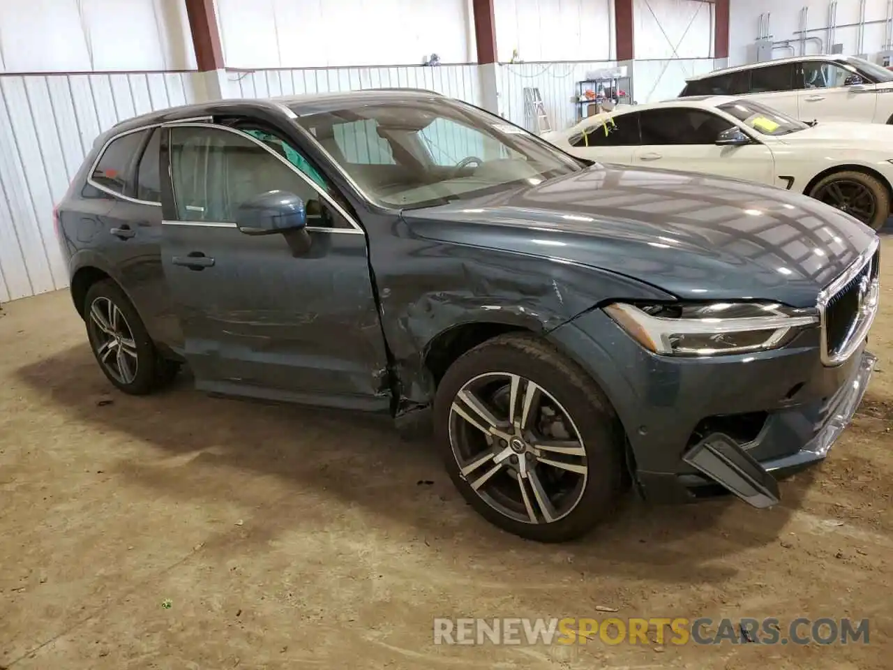 4 Photograph of a damaged car LYVA22RK9KB255380 VOLVO XC60 2019