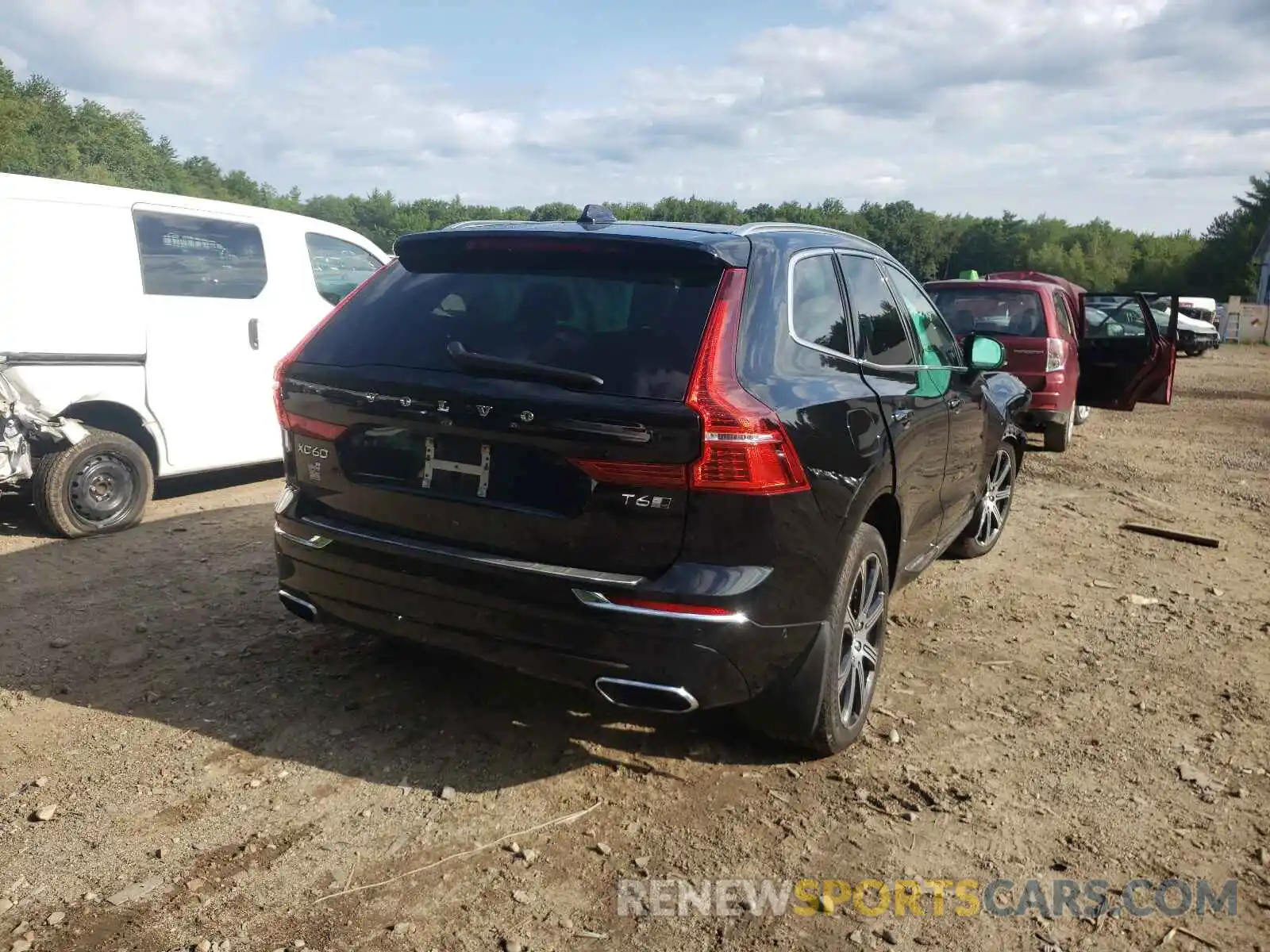 4 Фотография поврежденного автомобиля LYVA22RL0KB211275 VOLVO XC60 2019