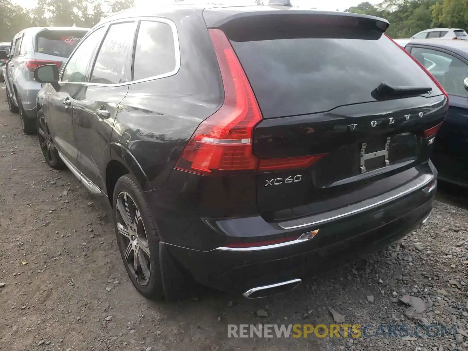 3 Фотография поврежденного автомобиля LYVA22RL3KB220598 VOLVO XC60 2019