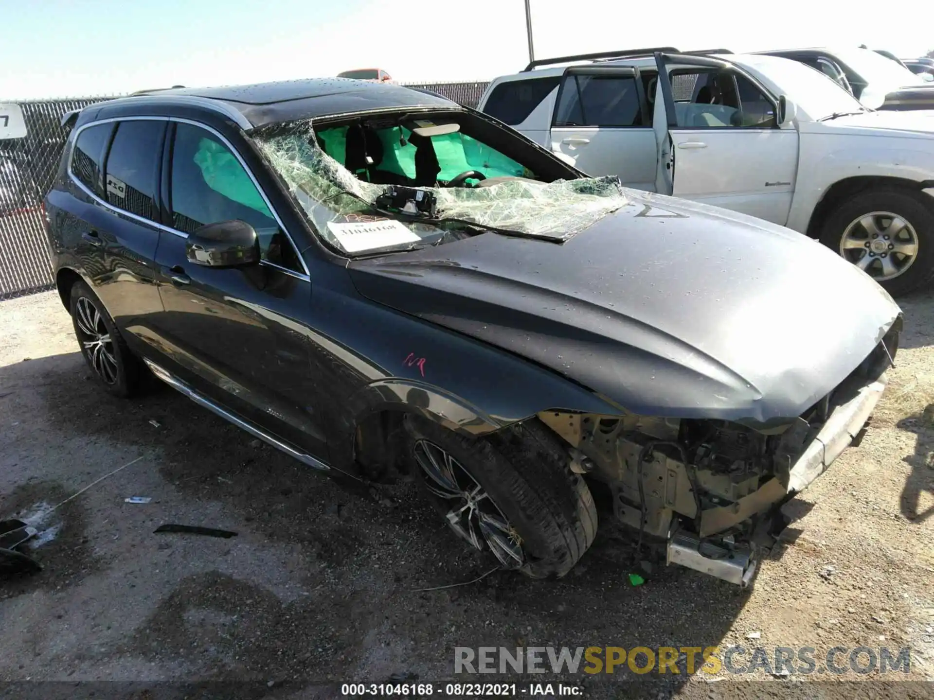 1 Photograph of a damaged car LYVA22RL6KB187922 VOLVO XC60 2019