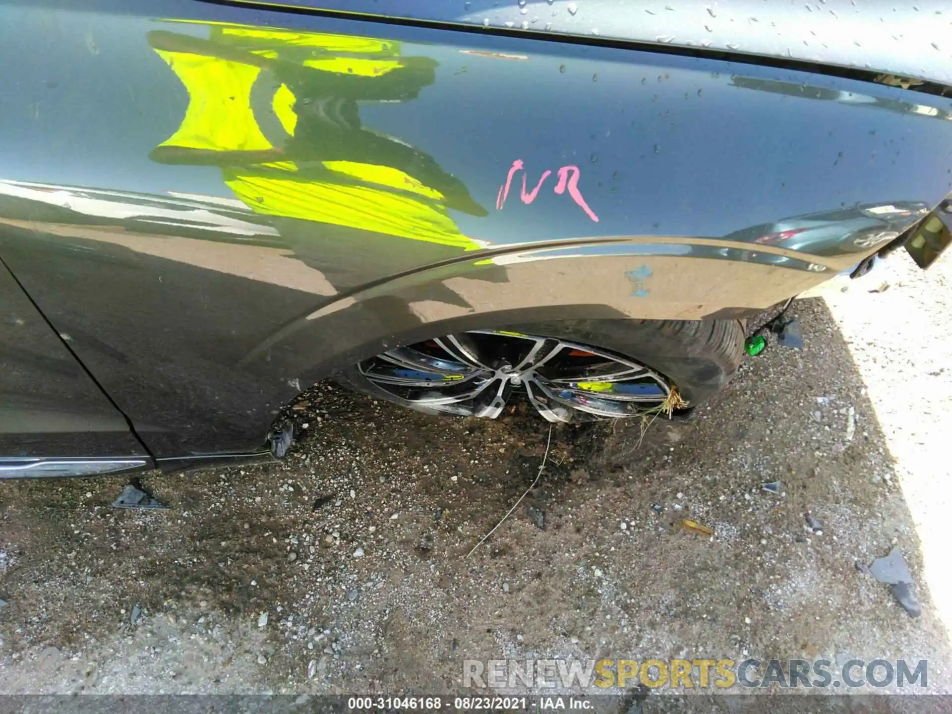 13 Photograph of a damaged car LYVA22RL6KB187922 VOLVO XC60 2019