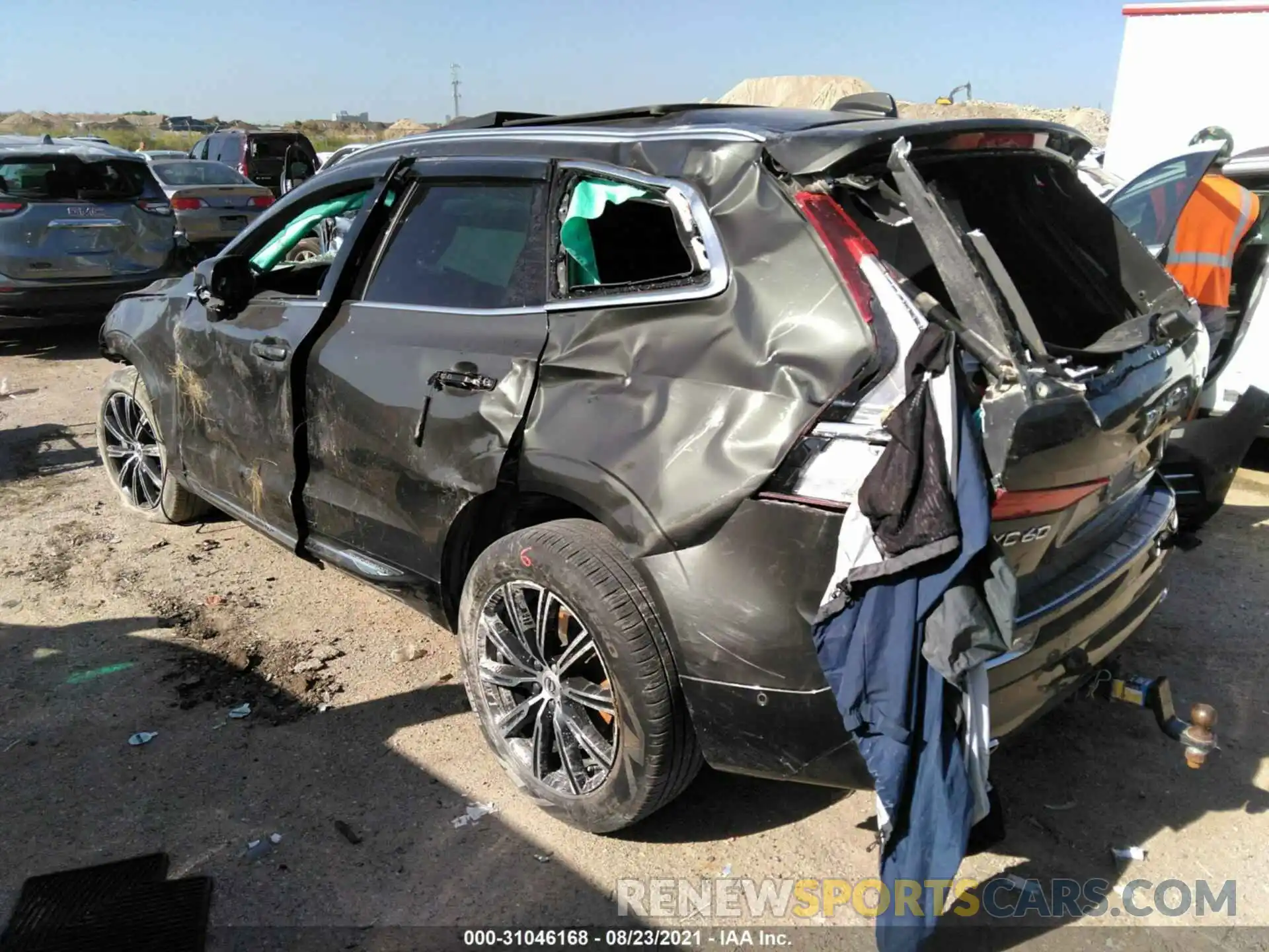 3 Photograph of a damaged car LYVA22RL6KB187922 VOLVO XC60 2019