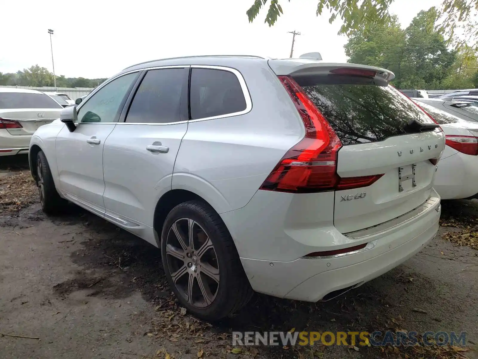 3 Photograph of a damaged car LYVA22RLXKB218931 VOLVO XC60 2019