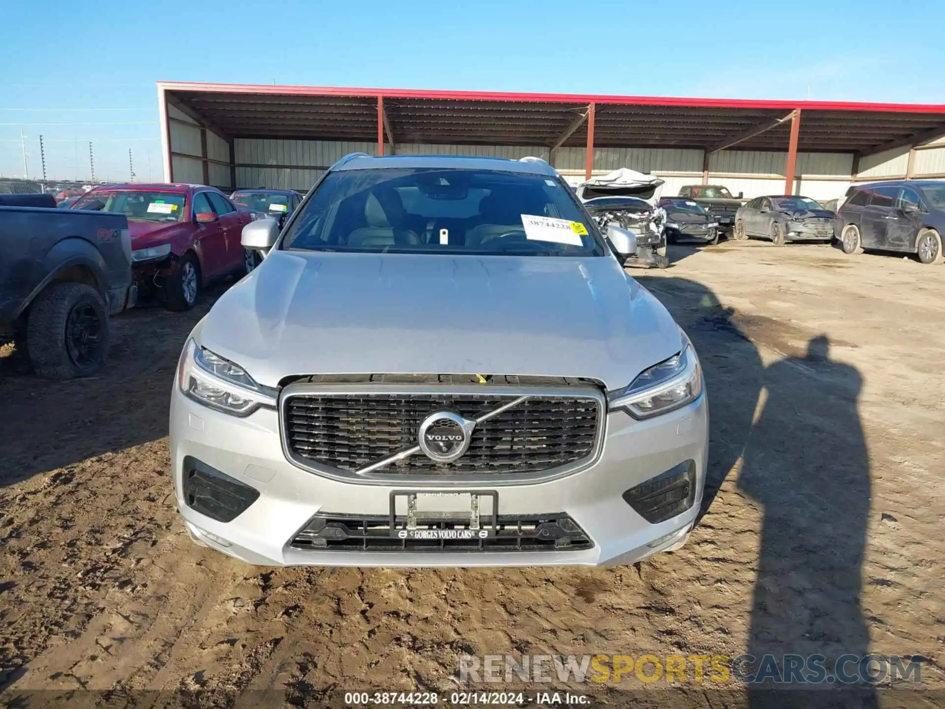 12 Фотография поврежденного автомобиля LYVA22RM3KB315946 VOLVO XC60 2019