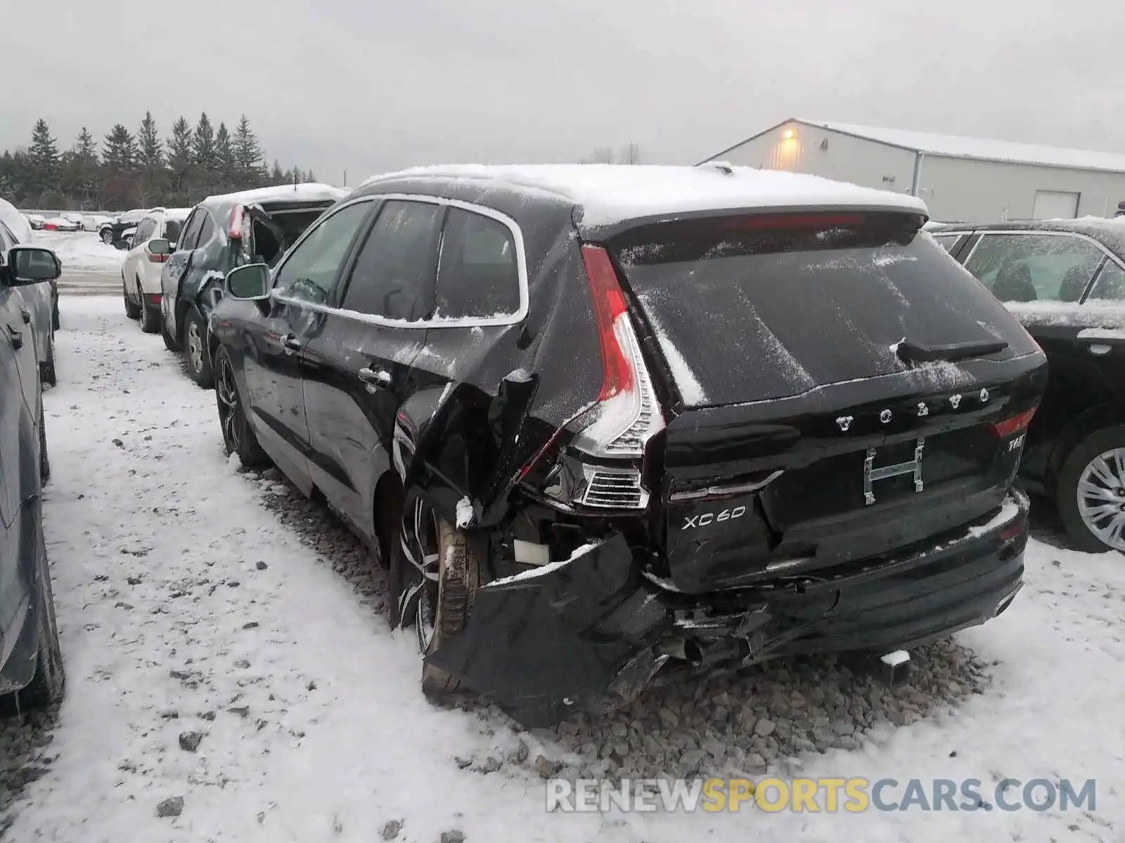 3 Photograph of a damaged car LYVA22RM4KB320749 VOLVO XC60 2019