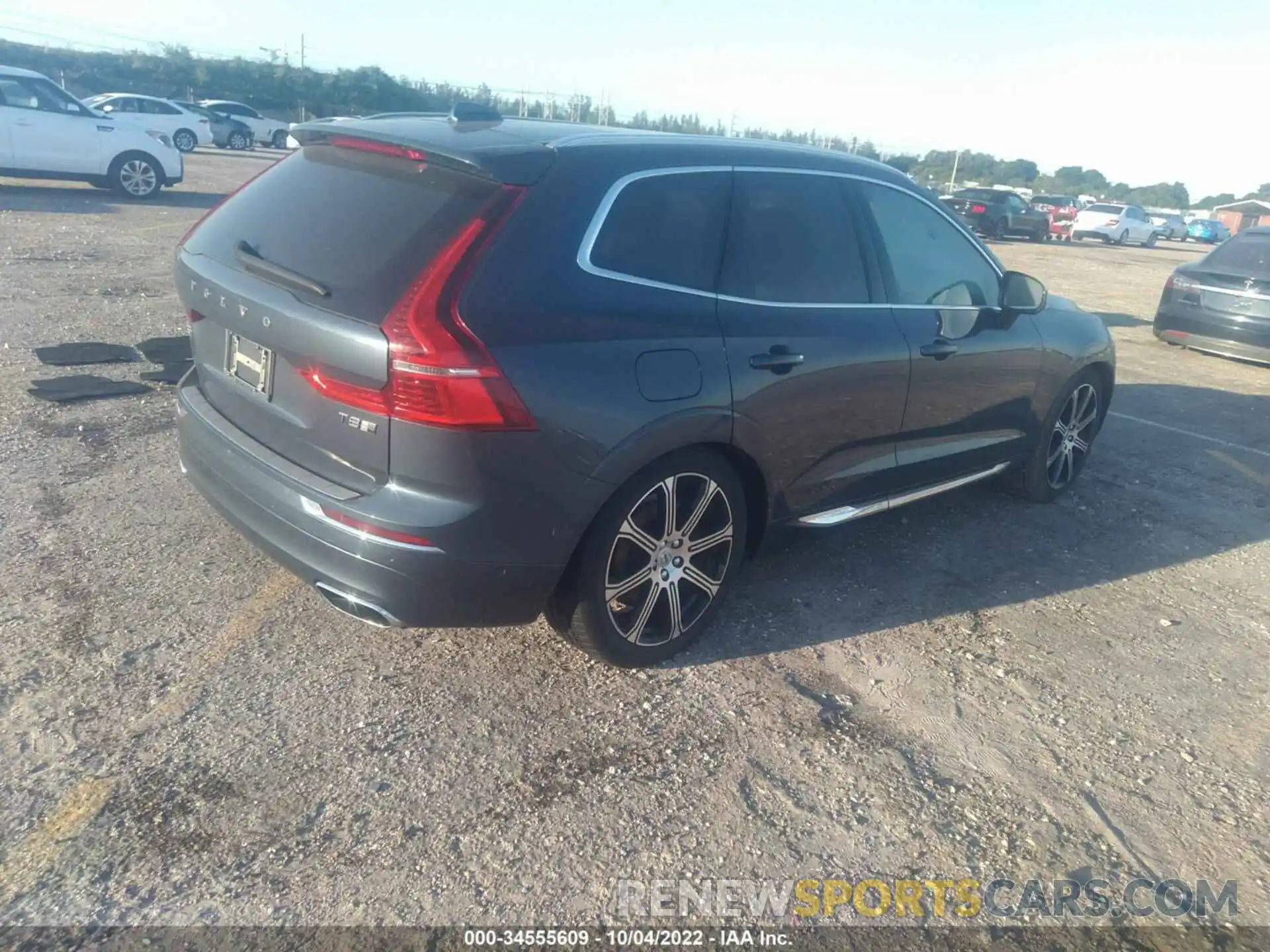 4 Фотография поврежденного автомобиля LYVBR0DL0KB230002 VOLVO XC60 2019