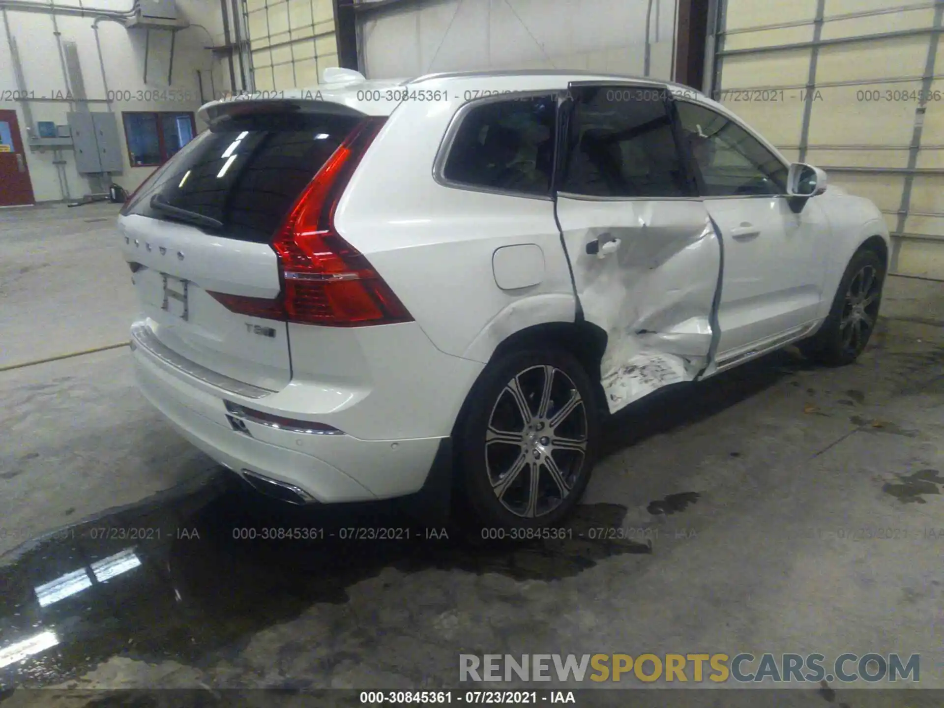 4 Photograph of a damaged car LYVBR0DL1KB187225 VOLVO XC60 2019