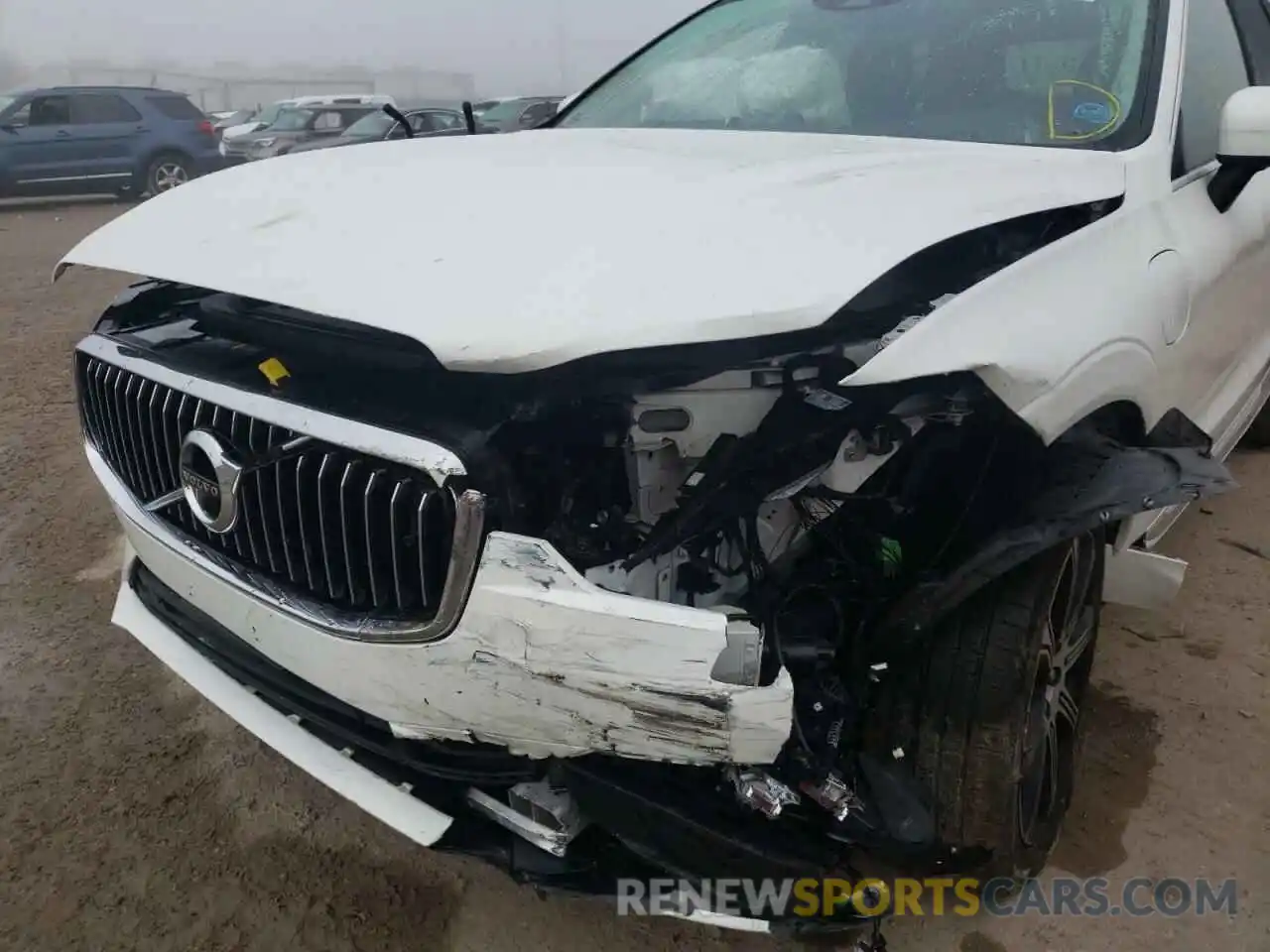 9 Photograph of a damaged car LYVBR0DL5KB235597 VOLVO XC60 2019