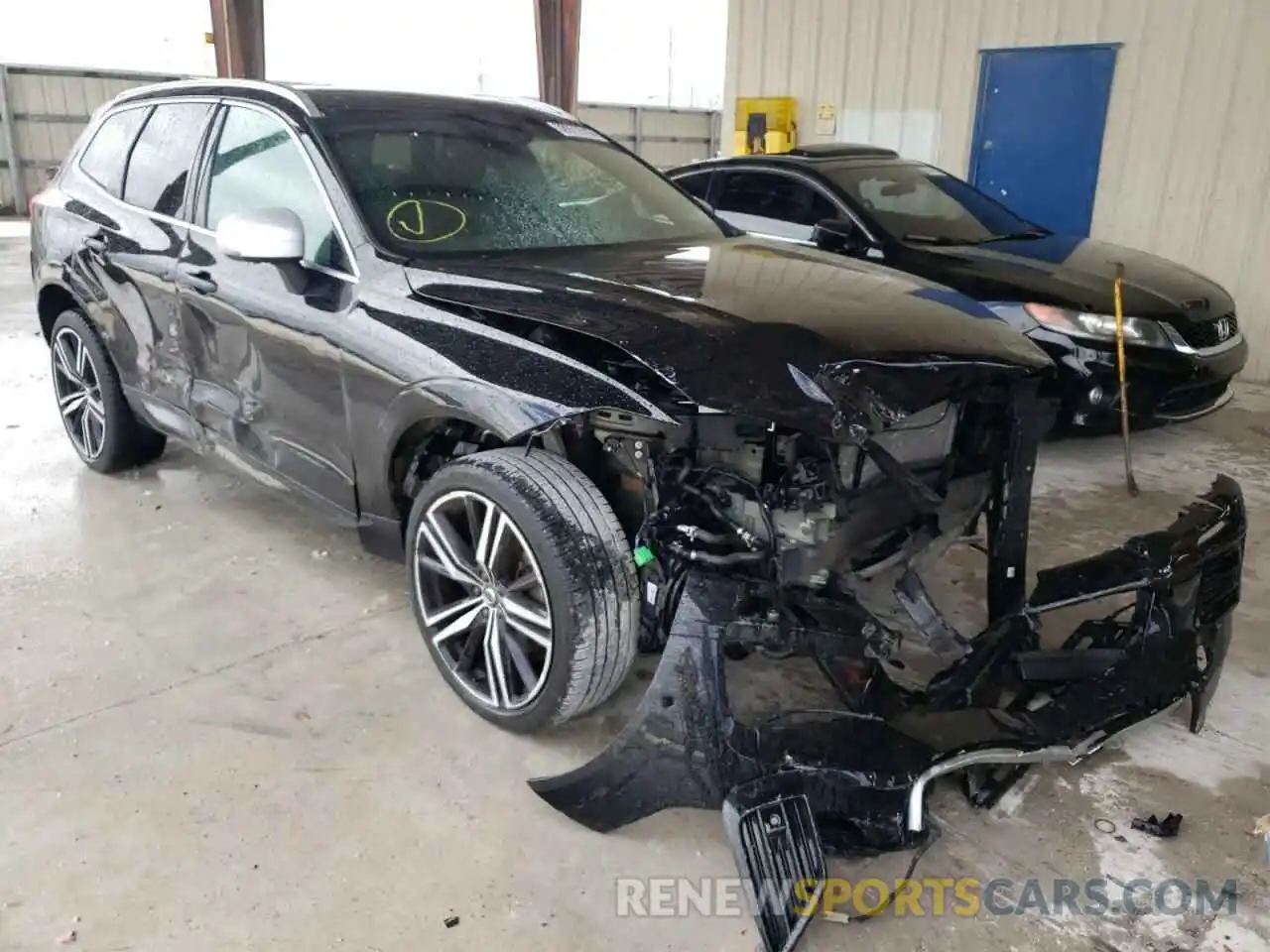 1 Photograph of a damaged car LYVBR0DM6KB233978 VOLVO XC60 2019