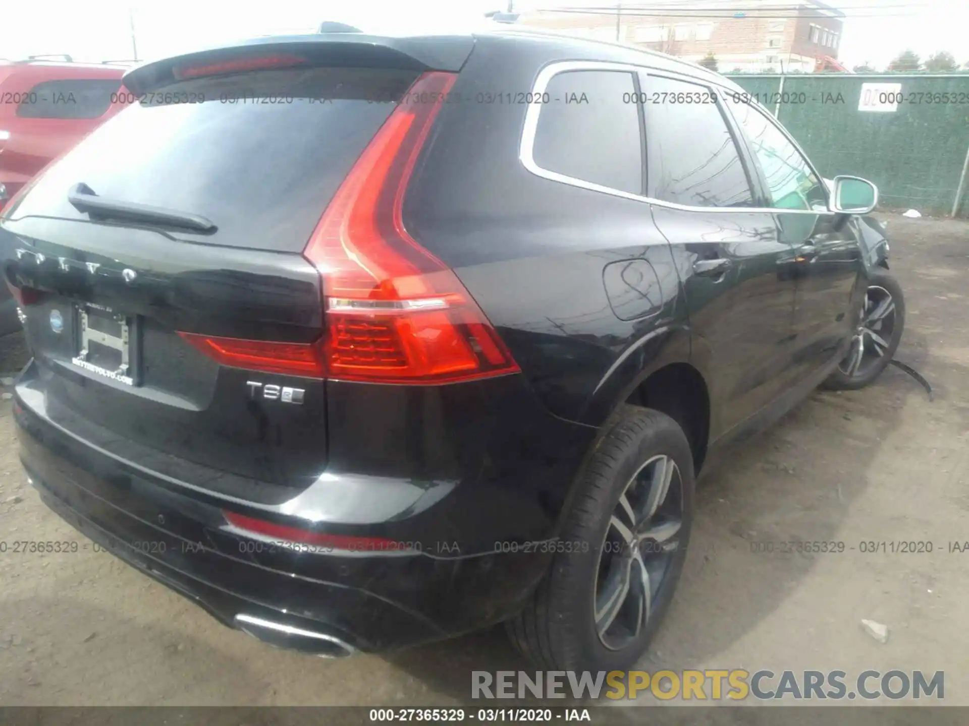 4 Photograph of a damaged car LYVBR0DM6KB236170 VOLVO XC60 2019