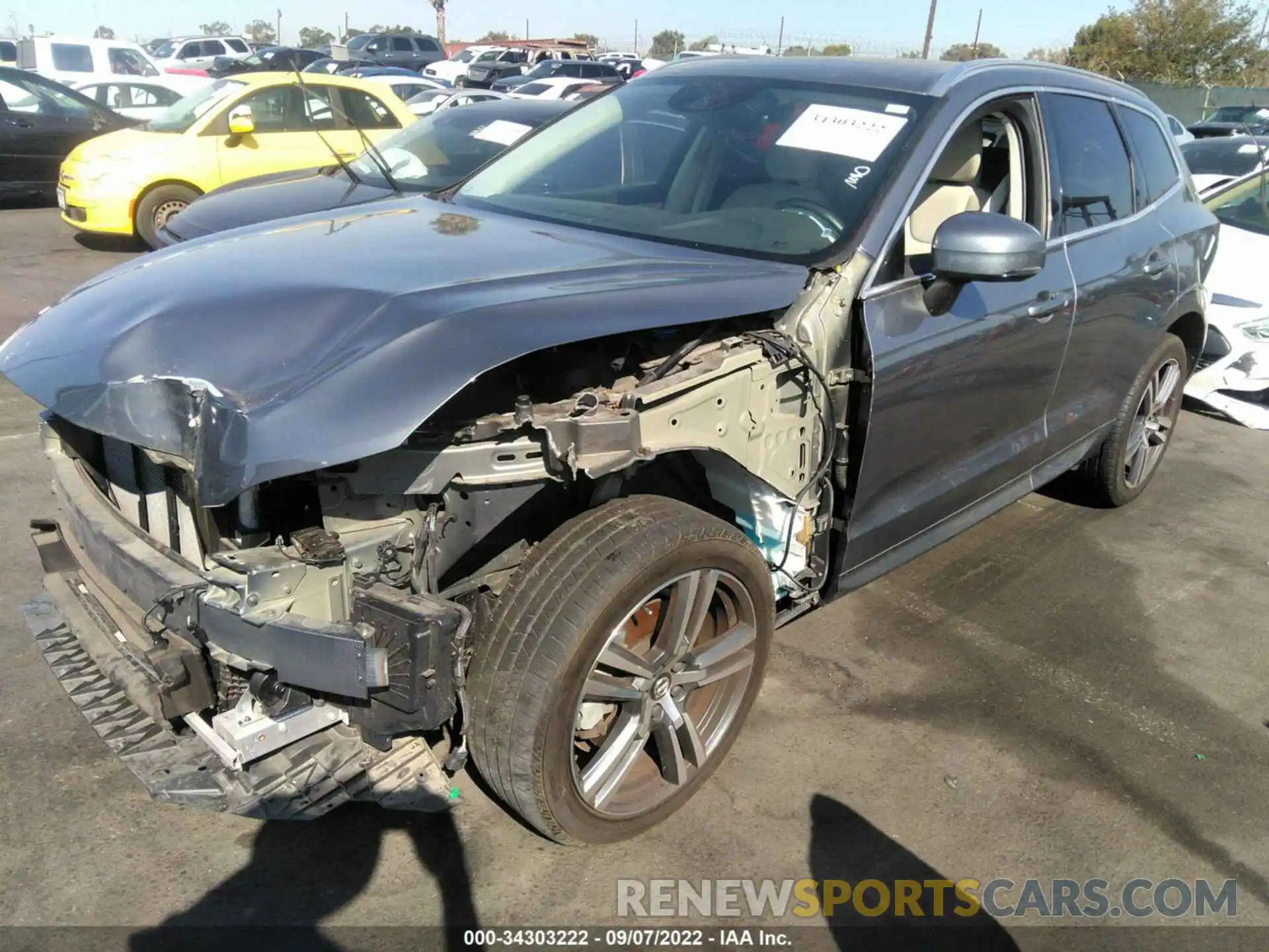 2 Photograph of a damaged car YV4A22RK0K1352441 VOLVO XC60 2019