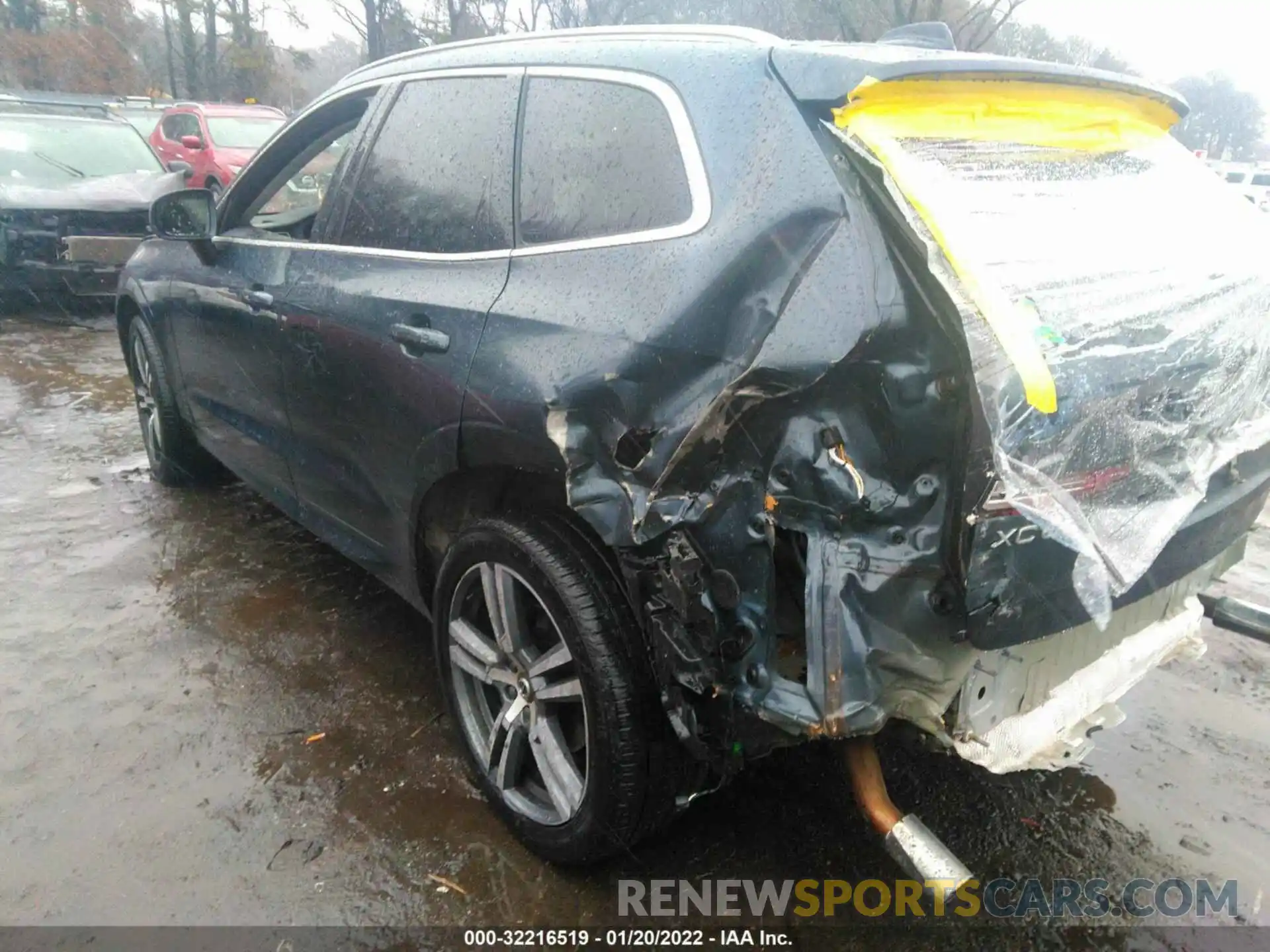 3 Photograph of a damaged car YV4A22RK1K1347295 VOLVO XC60 2019