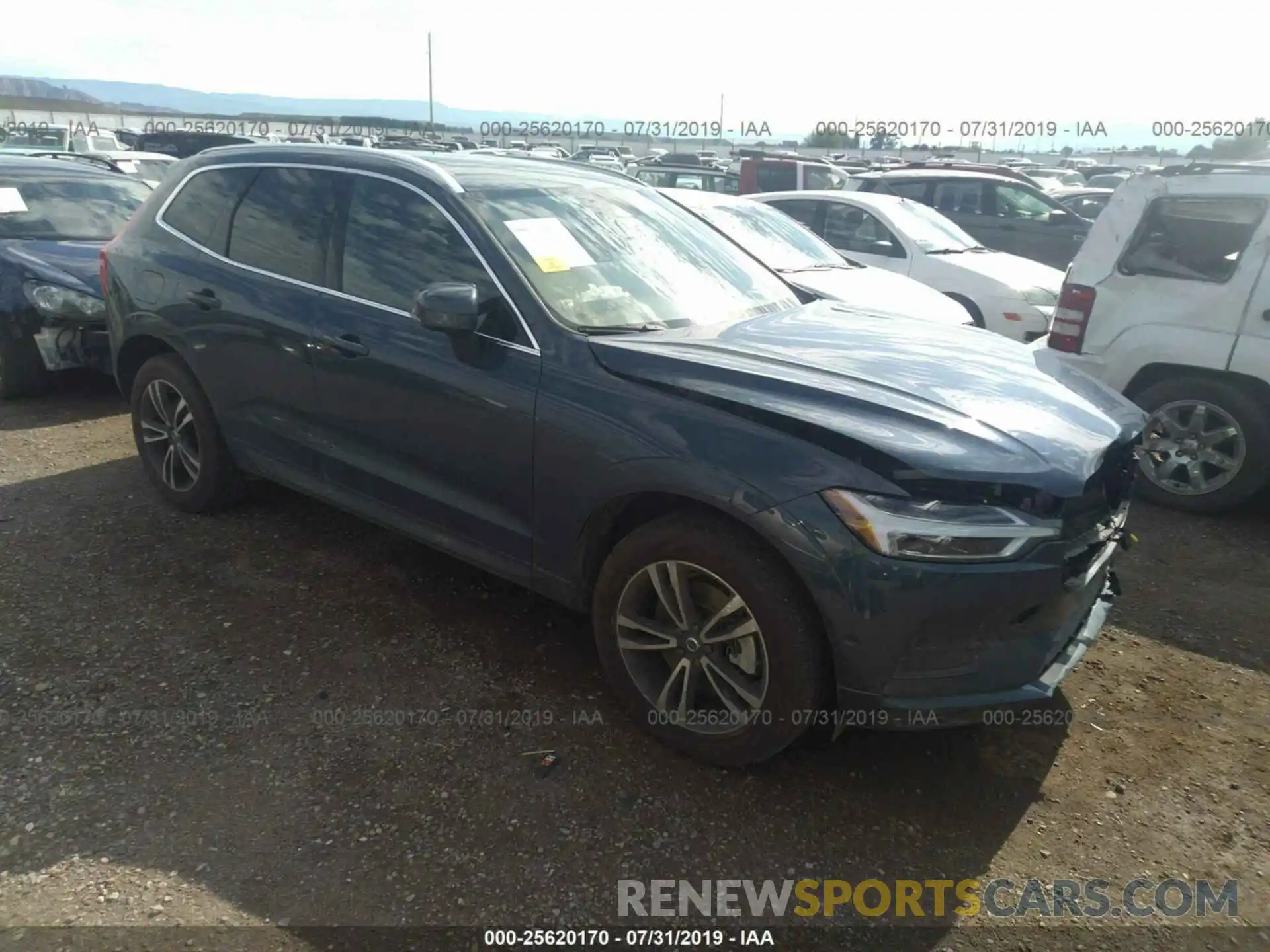 1 Фотография поврежденного автомобиля YV4A22RK2K1328433 VOLVO XC60 2019