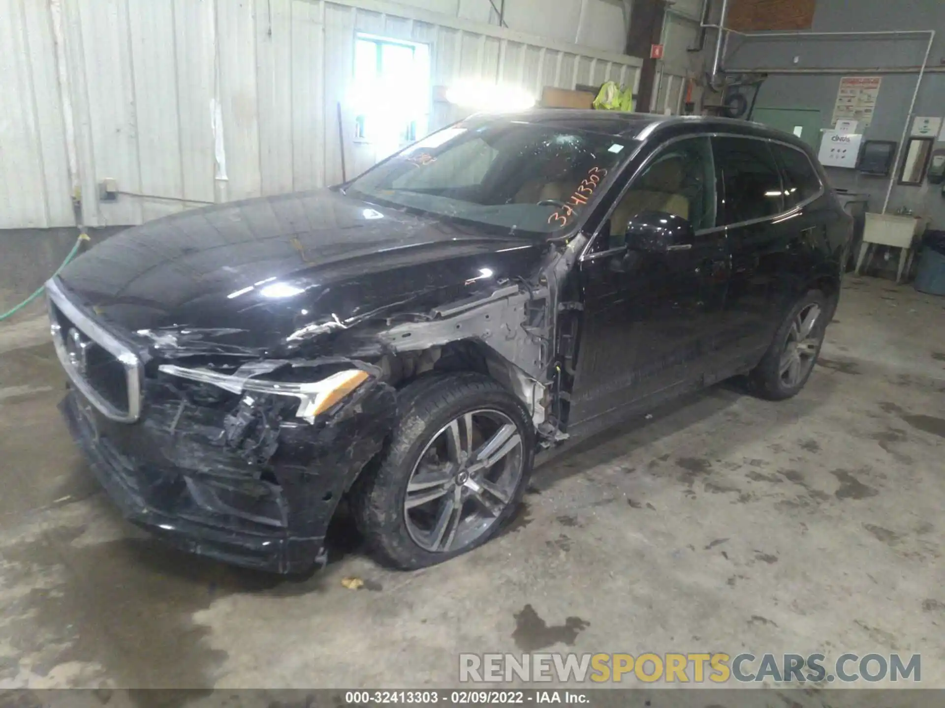 2 Фотография поврежденного автомобиля YV4A22RK3K1296396 VOLVO XC60 2019