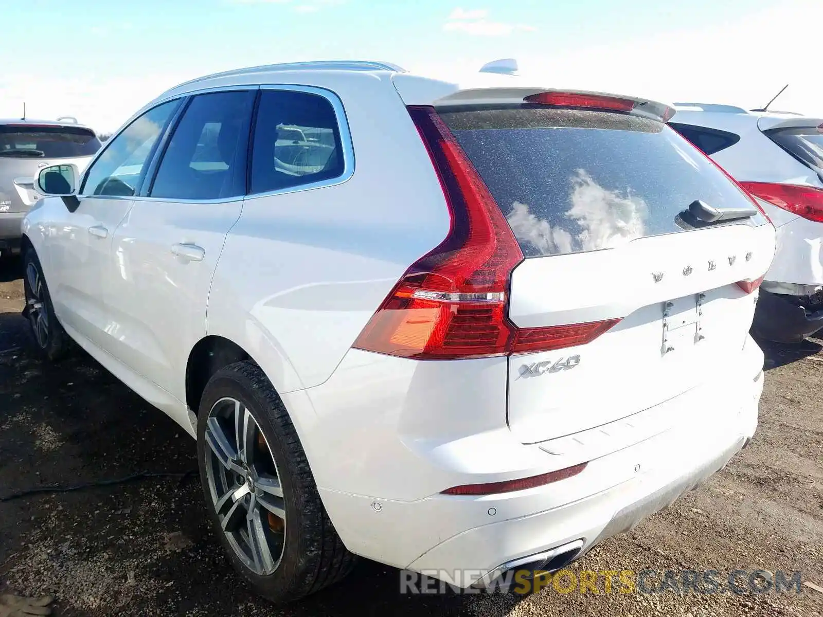 3 Photograph of a damaged car YV4A22RK3K1315352 VOLVO XC60 2019