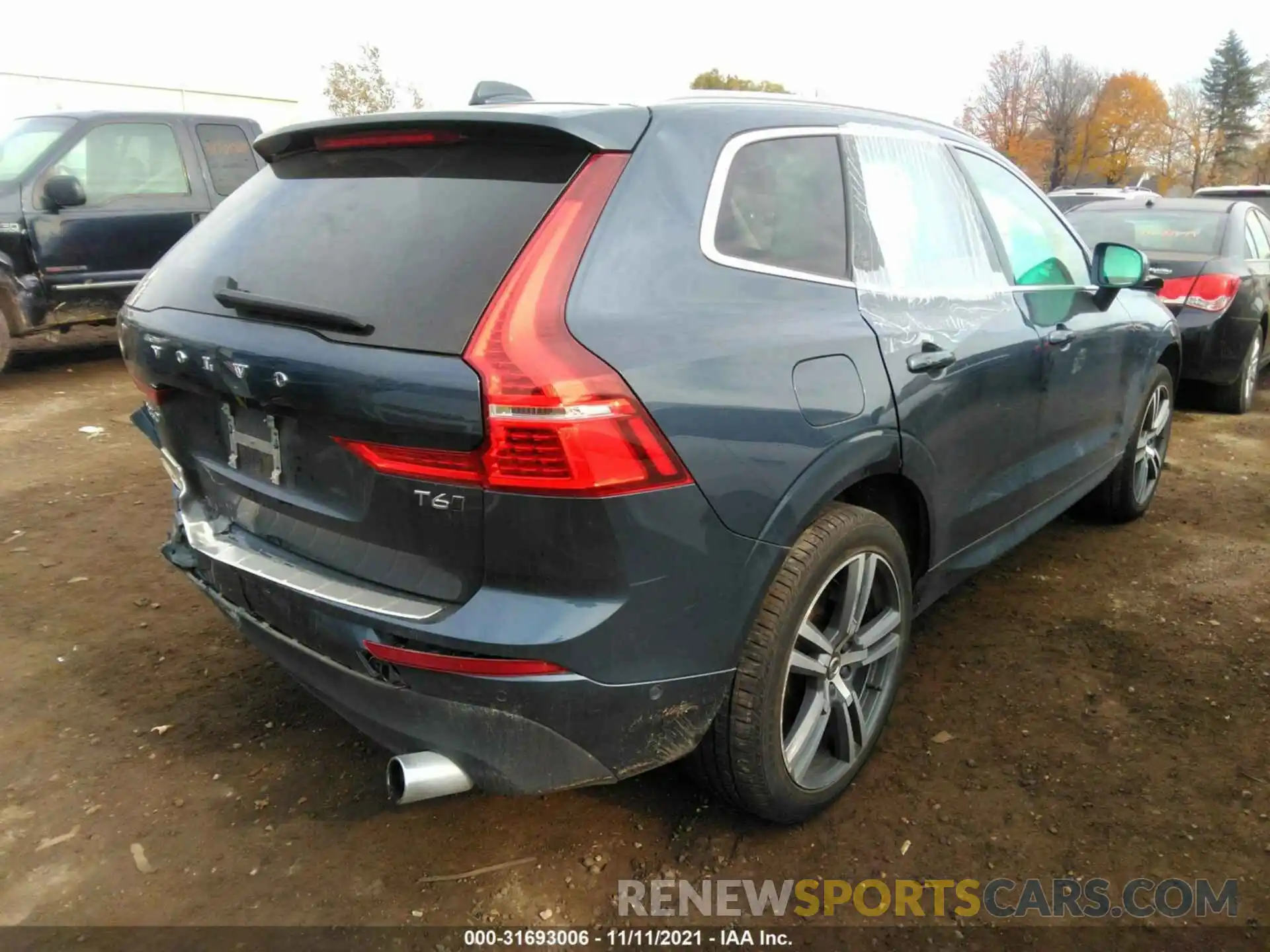 4 Фотография поврежденного автомобиля YV4A22RK3K1324116 VOLVO XC60 2019