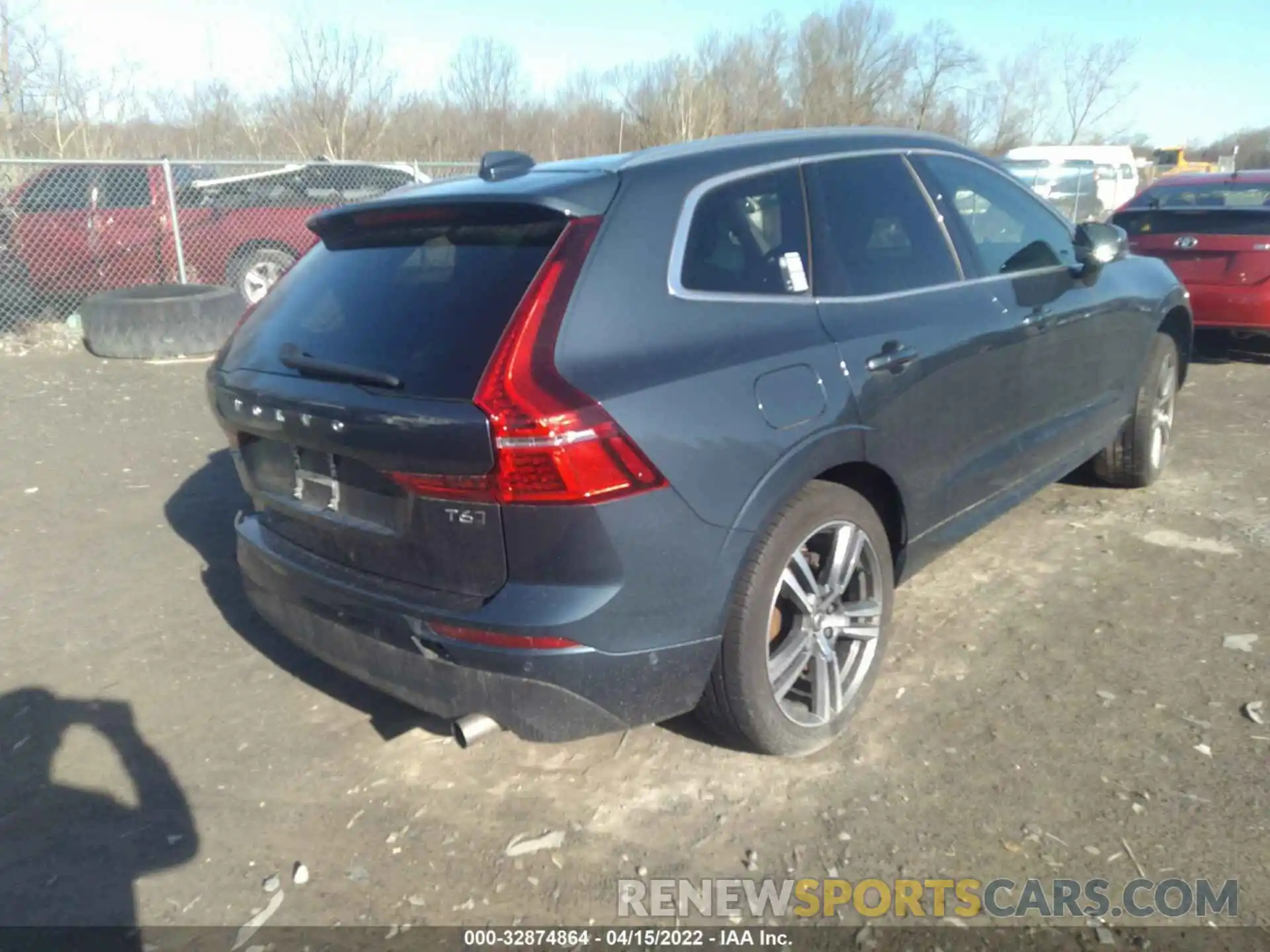 4 Фотография поврежденного автомобиля YV4A22RK6K1364934 VOLVO XC60 2019