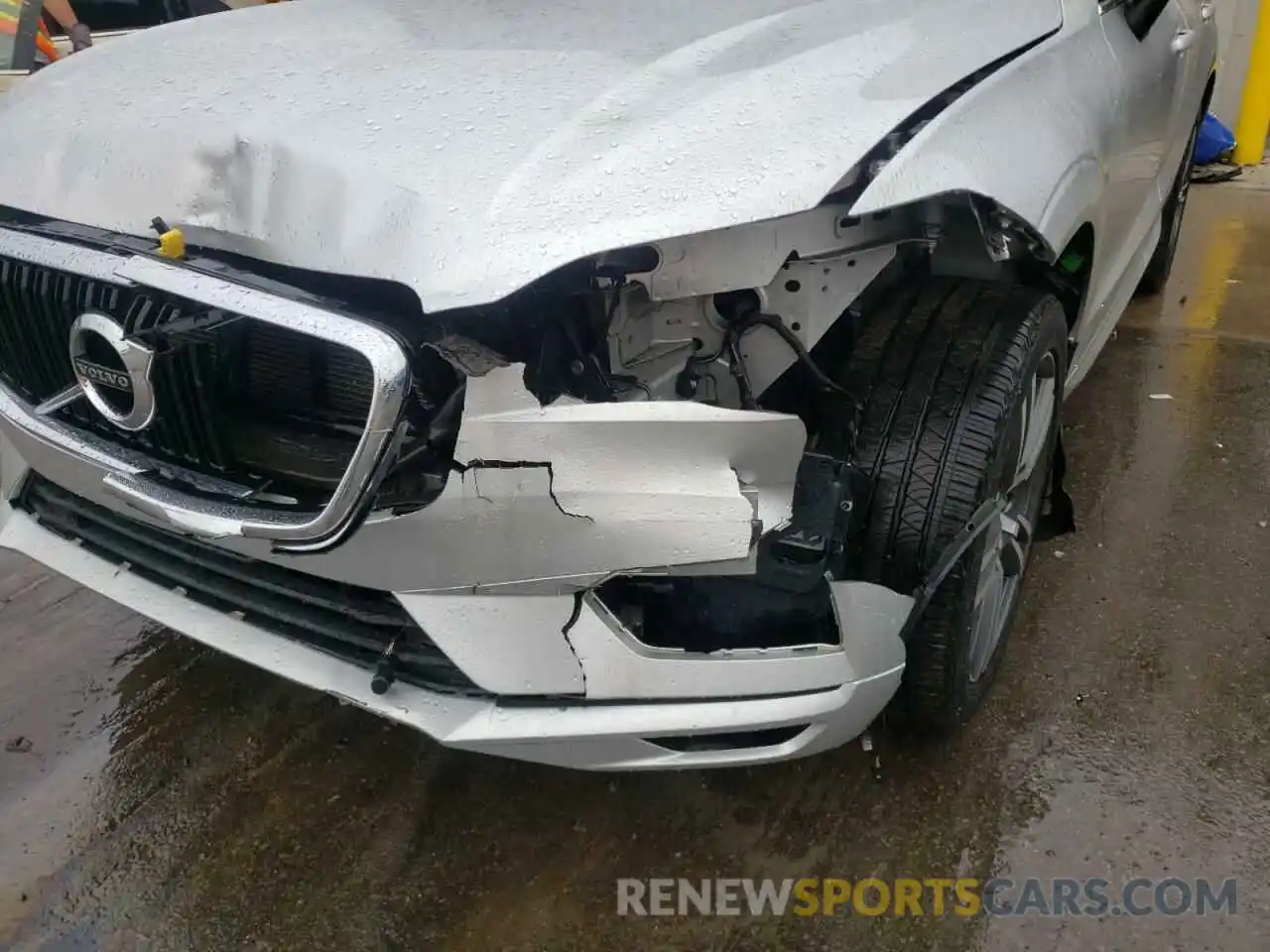 9 Photograph of a damaged car YV4A22RK9K1343639 VOLVO XC60 2019