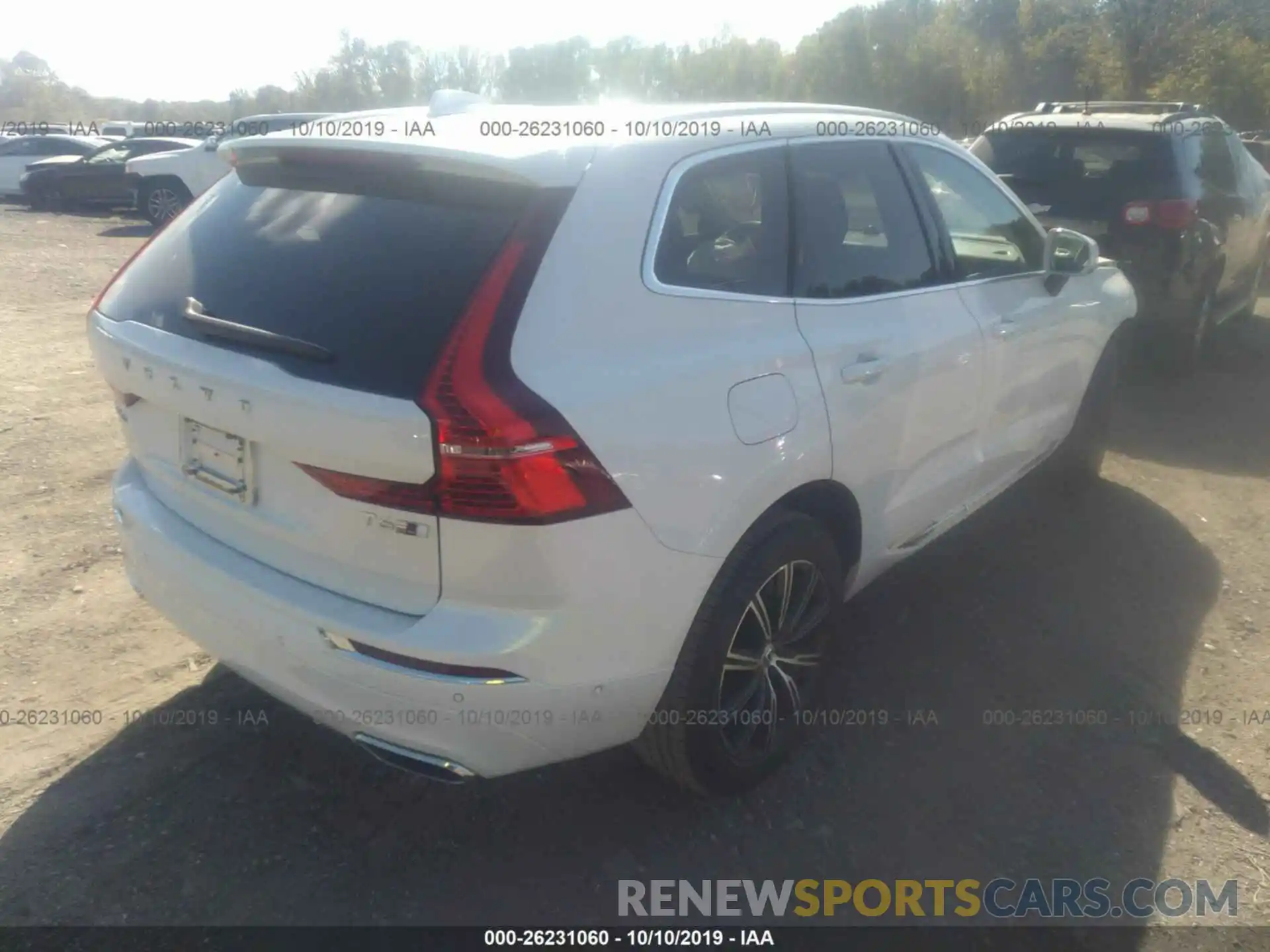 4 Photograph of a damaged car YV4A22RL3K1383014 VOLVO XC60 2019