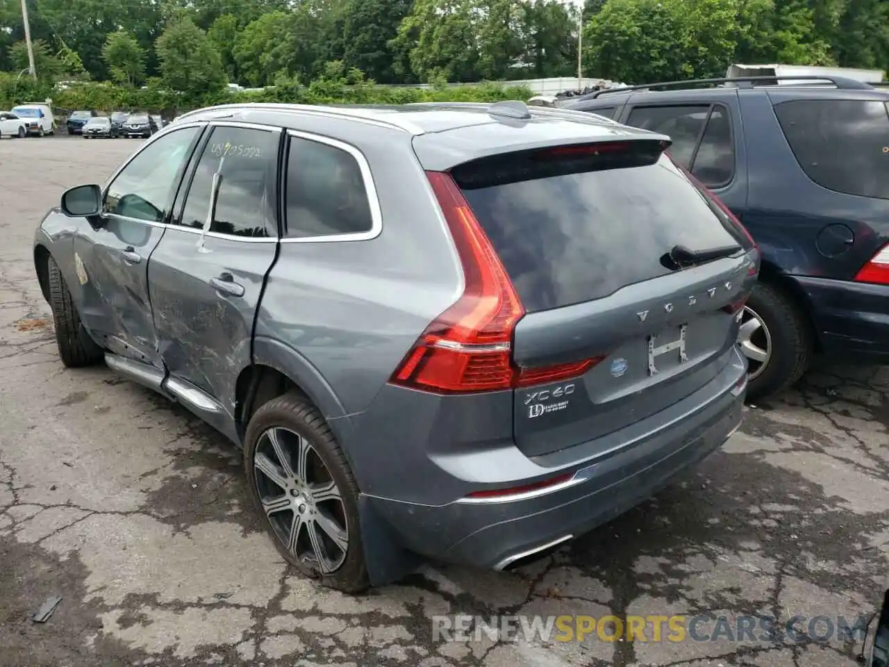 3 Фотография поврежденного автомобиля YV4A22RL4K1347655 VOLVO XC60 2019