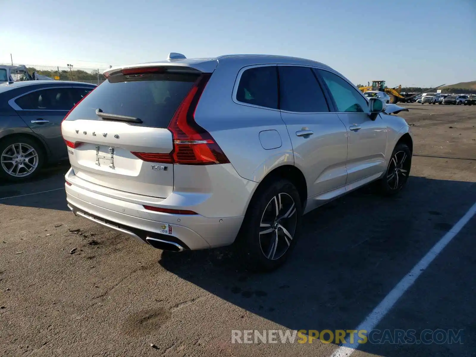 4 Фотография поврежденного автомобиля YV4A22RM0K1380113 VOLVO XC60 2019