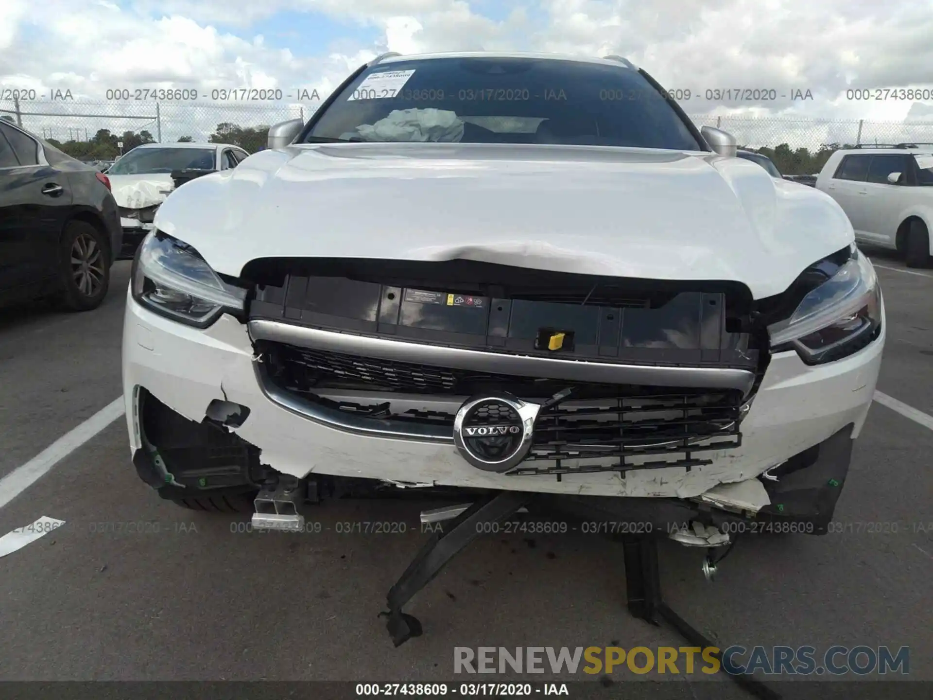6 Photograph of a damaged car YV4A22RM1K1378967 VOLVO XC60 2019