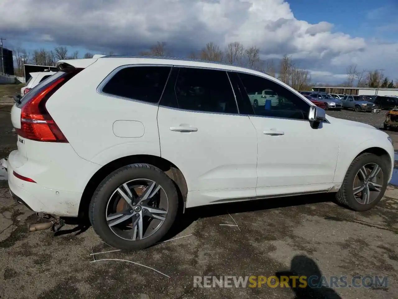 3 Фотография поврежденного автомобиля YV4A22RM8K1333427 VOLVO XC60 2019