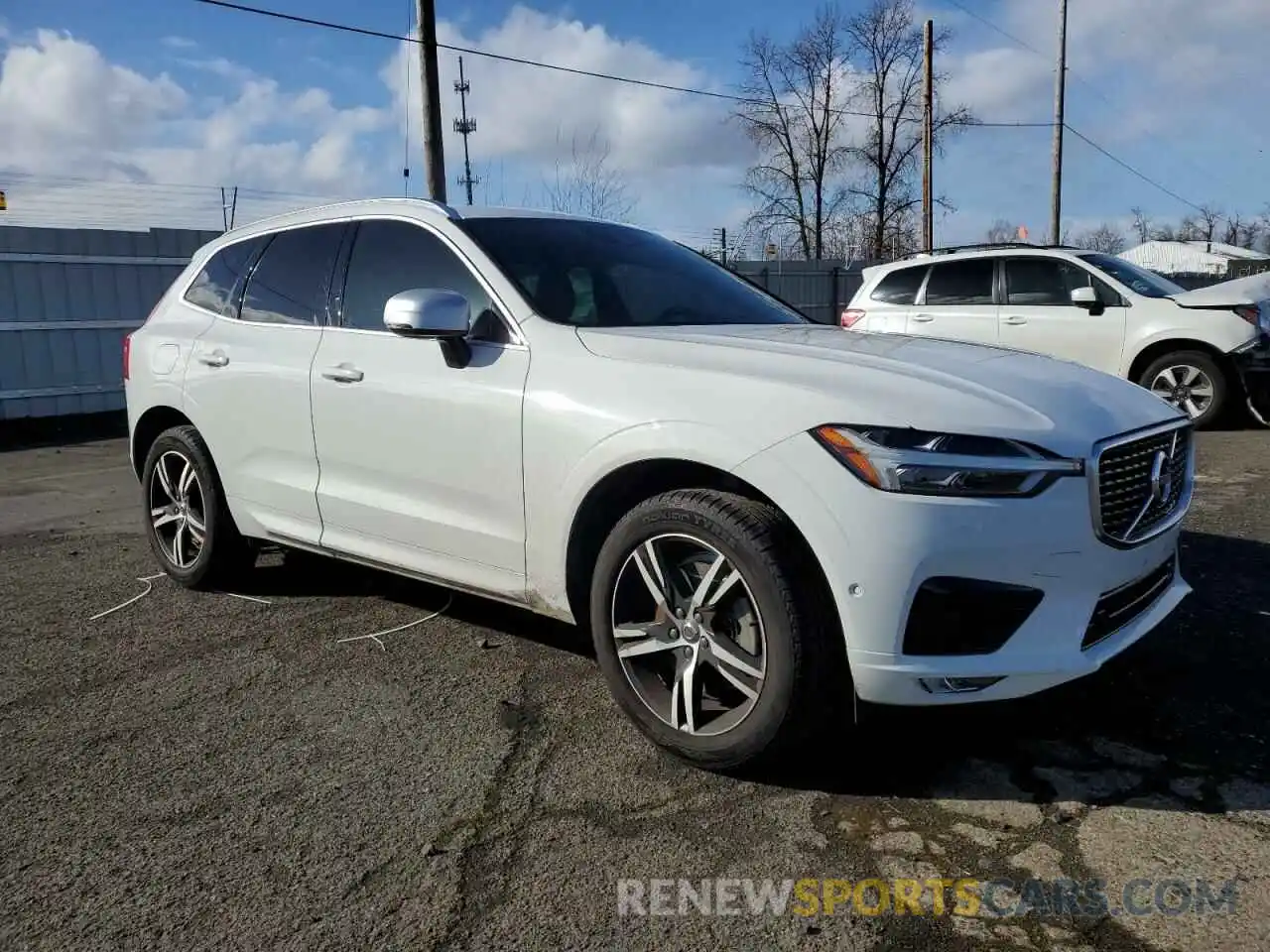 4 Photograph of a damaged car YV4A22RM8K1333427 VOLVO XC60 2019