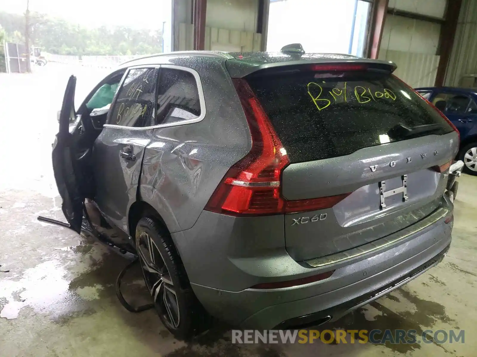 3 Photograph of a damaged car YV4A22RM9K1305006 VOLVO XC60 2019