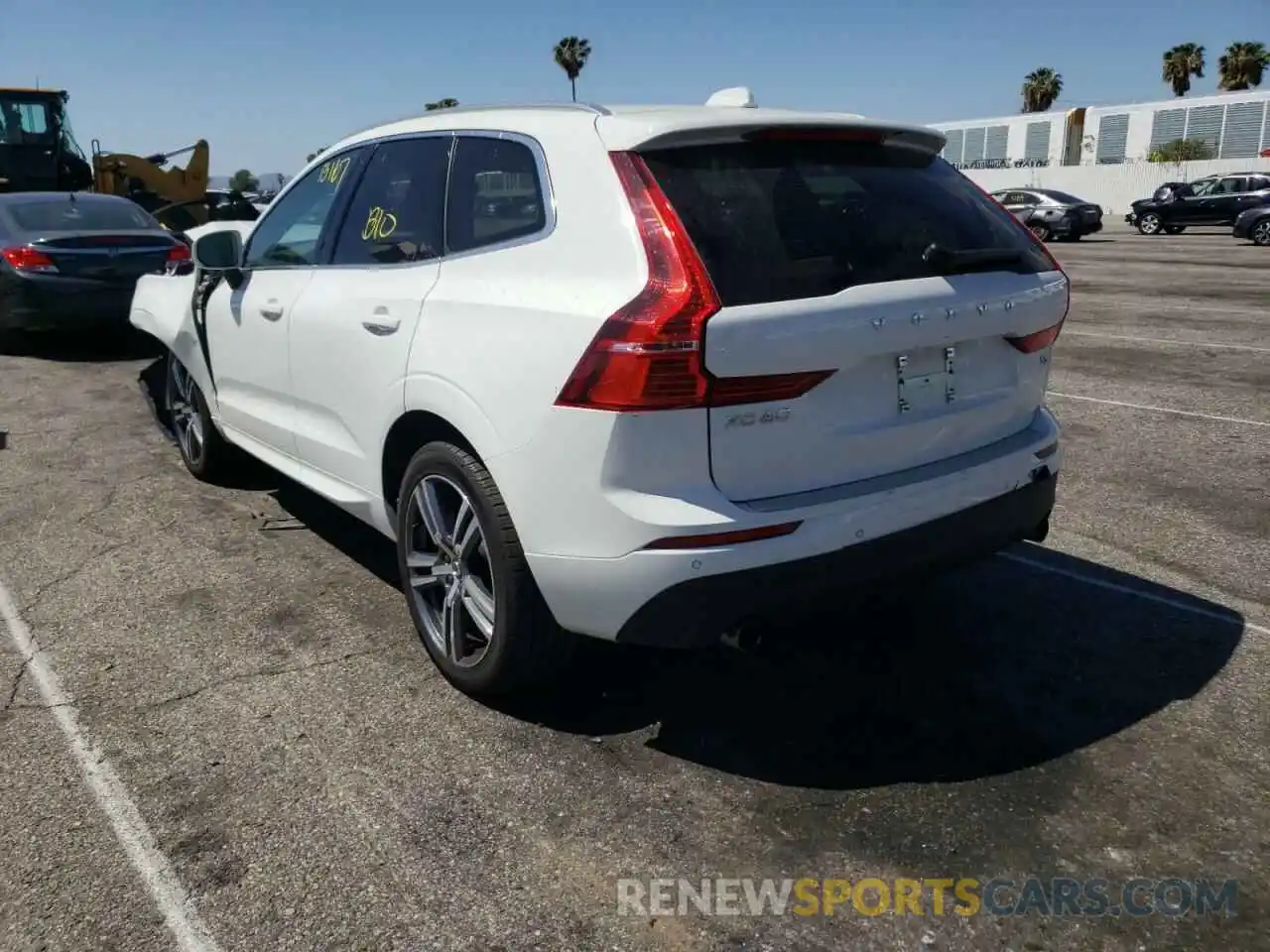 3 Photograph of a damaged car YV4102DK2L1491565 VOLVO XC60 2020