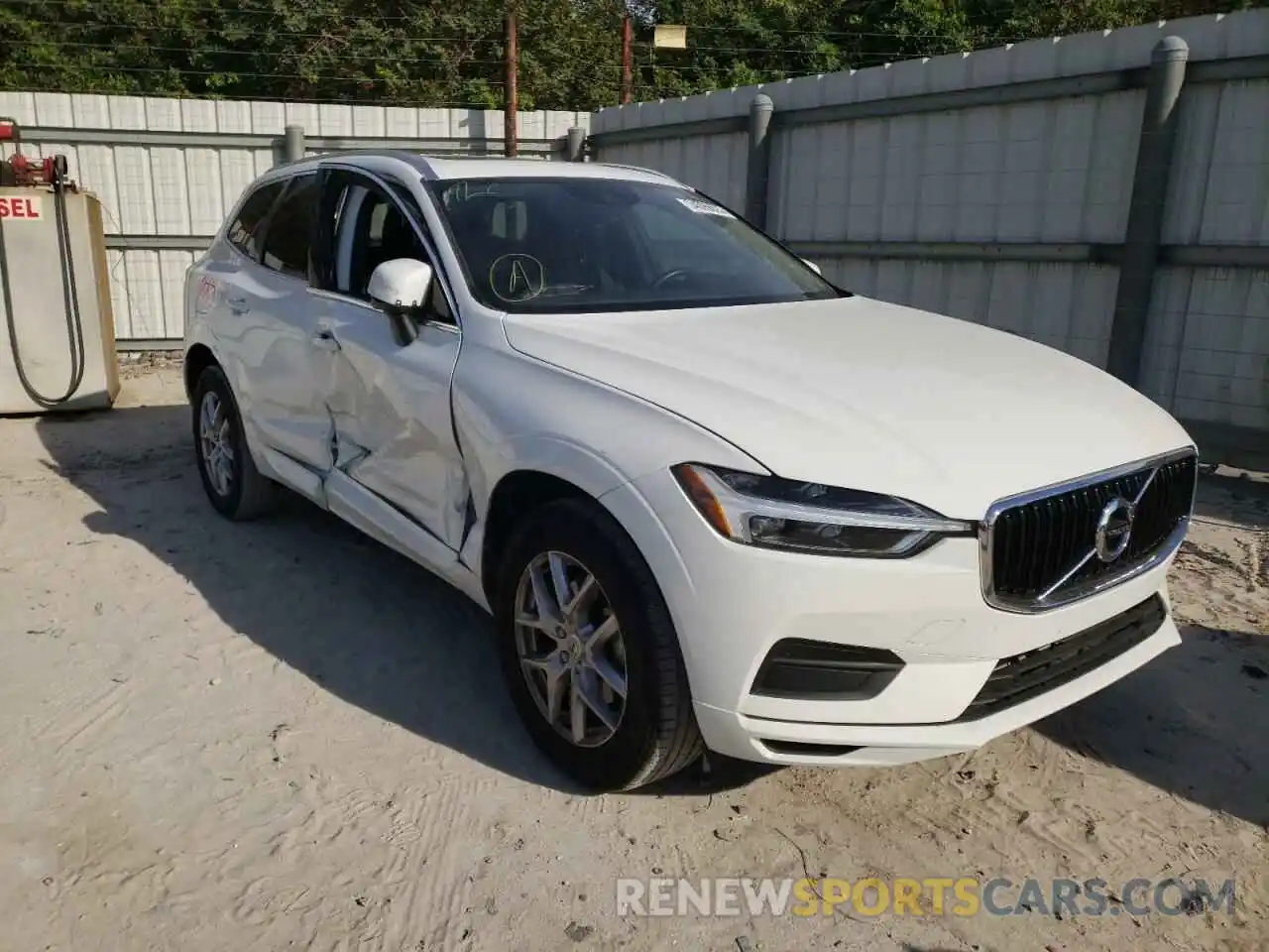 1 Photograph of a damaged car YV4102DK4L1431982 VOLVO XC60 2020