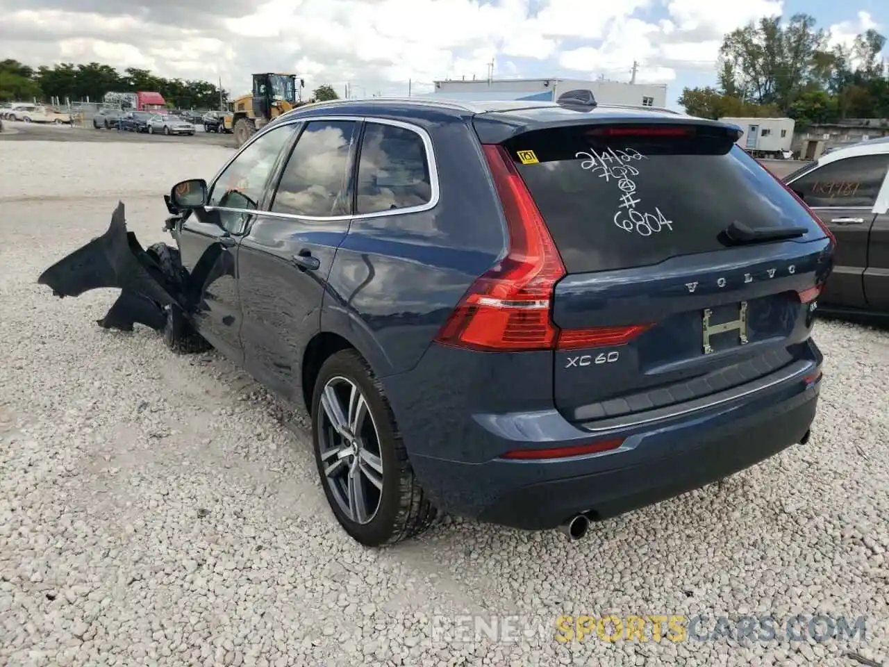 3 Photograph of a damaged car YV4102DK6L1526804 VOLVO XC60 2020