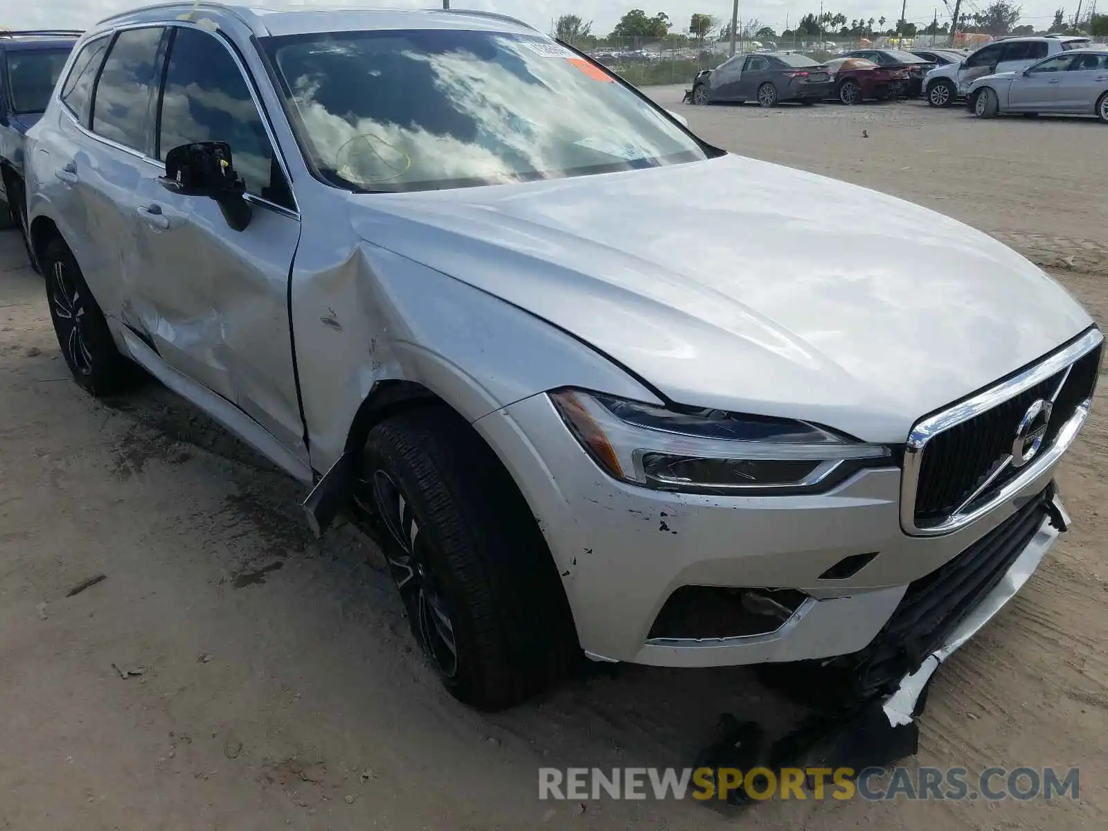 9 Photograph of a damaged car YV4102DK7L1411936 VOLVO XC60 2020