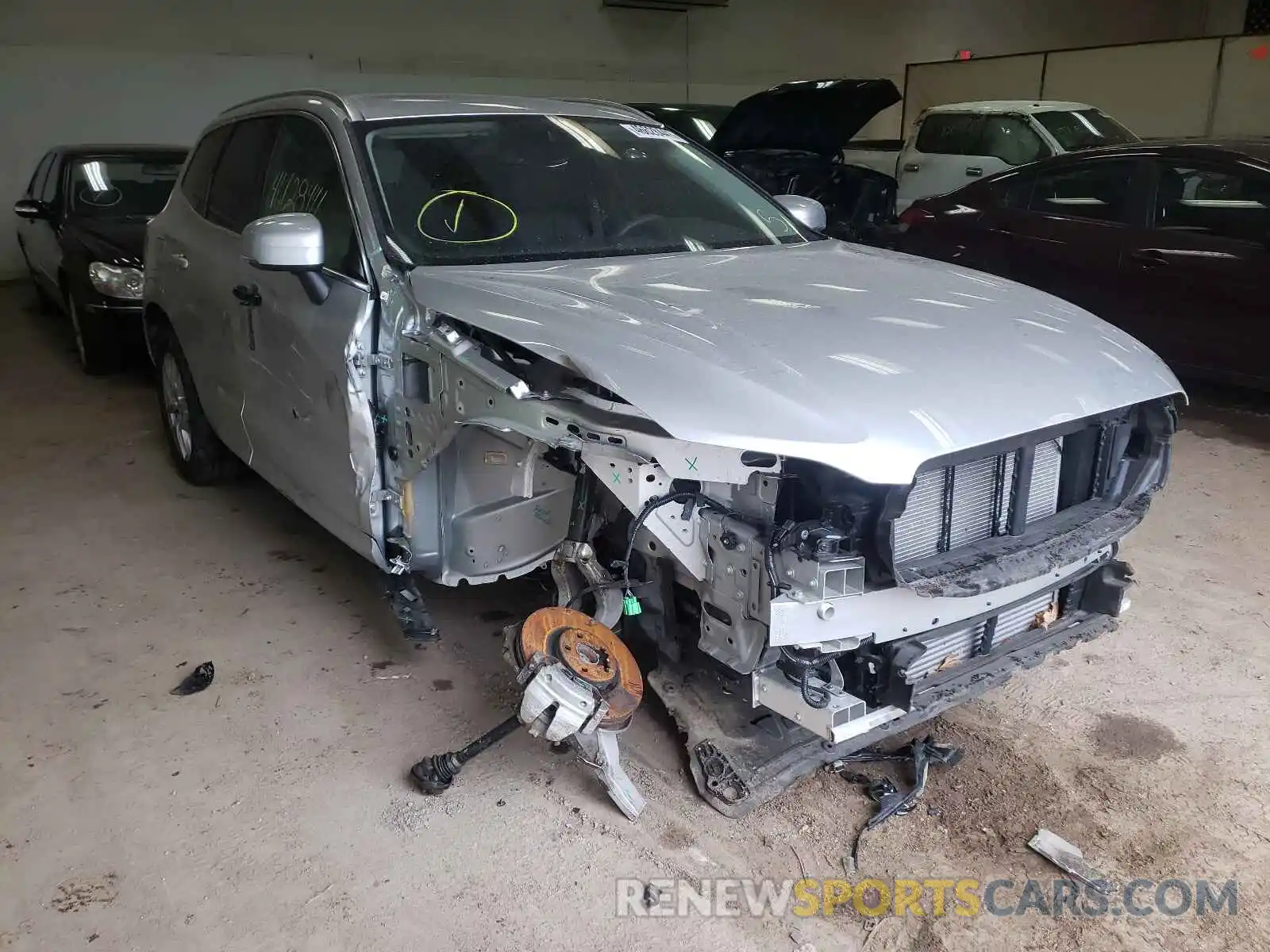 1 Фотография поврежденного автомобиля YV4102DK9L1598953 VOLVO XC60 2020