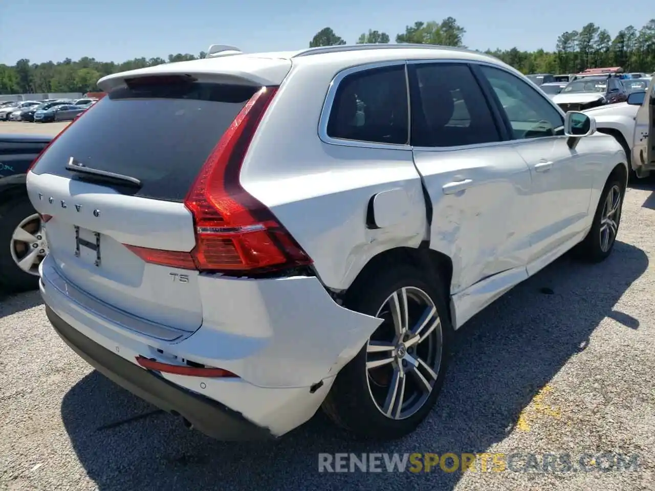 4 Photograph of a damaged car YV4102DKXL1513411 VOLVO XC60 2020