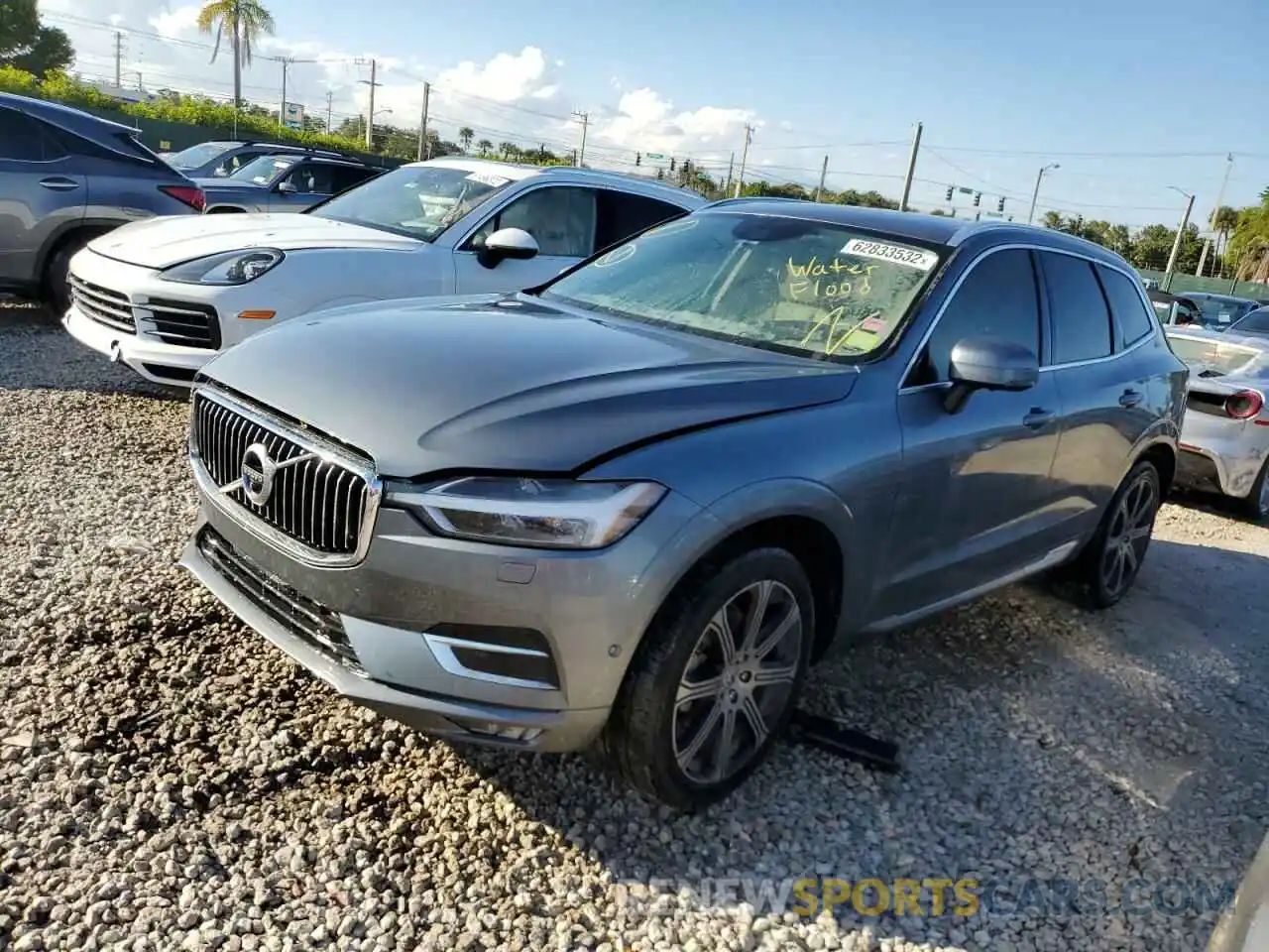 2 Photograph of a damaged car YV4102DL0L1473302 VOLVO XC60 2020