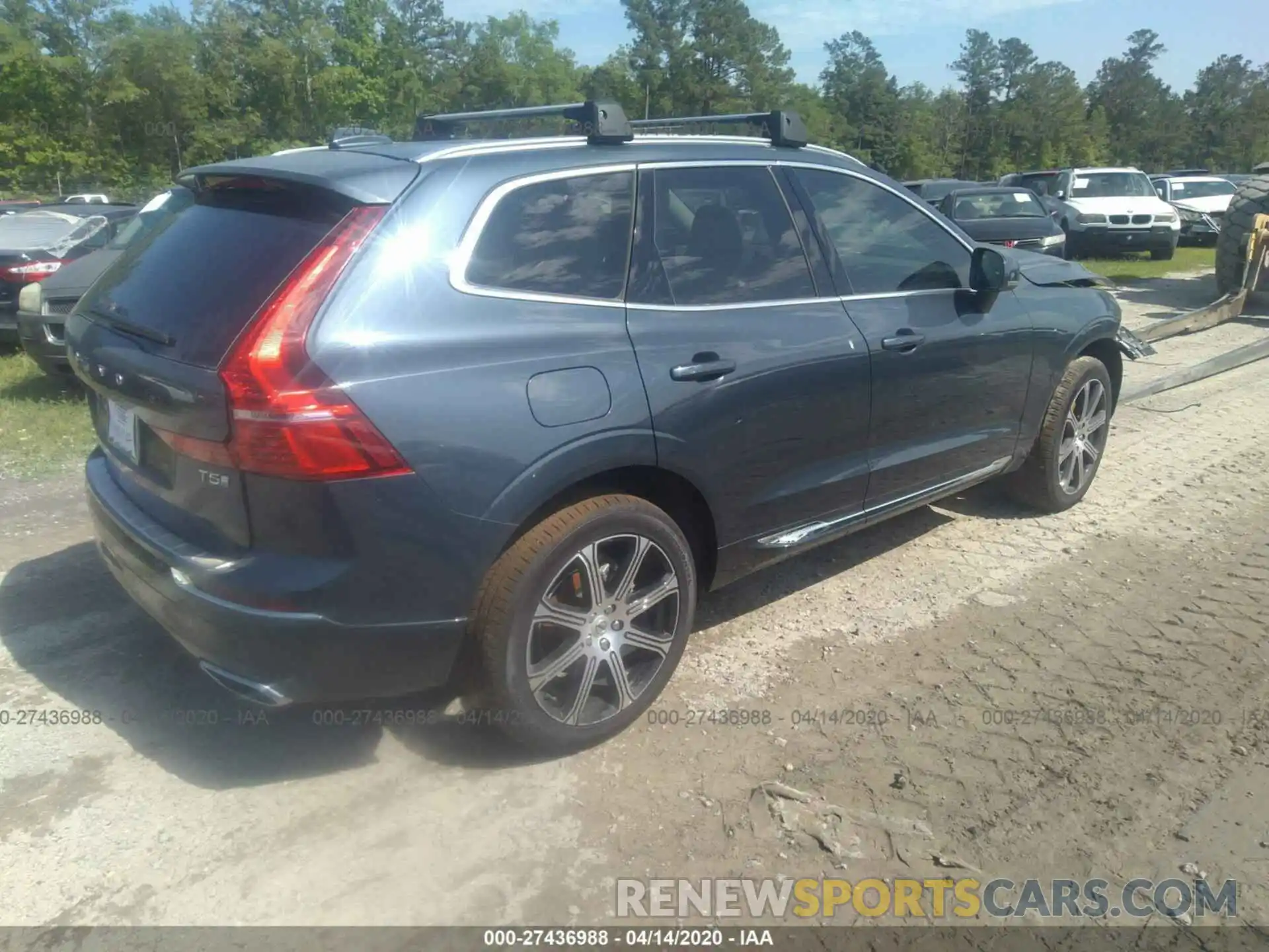 4 Photograph of a damaged car YV4102DL1L1526993 VOLVO XC60 2020