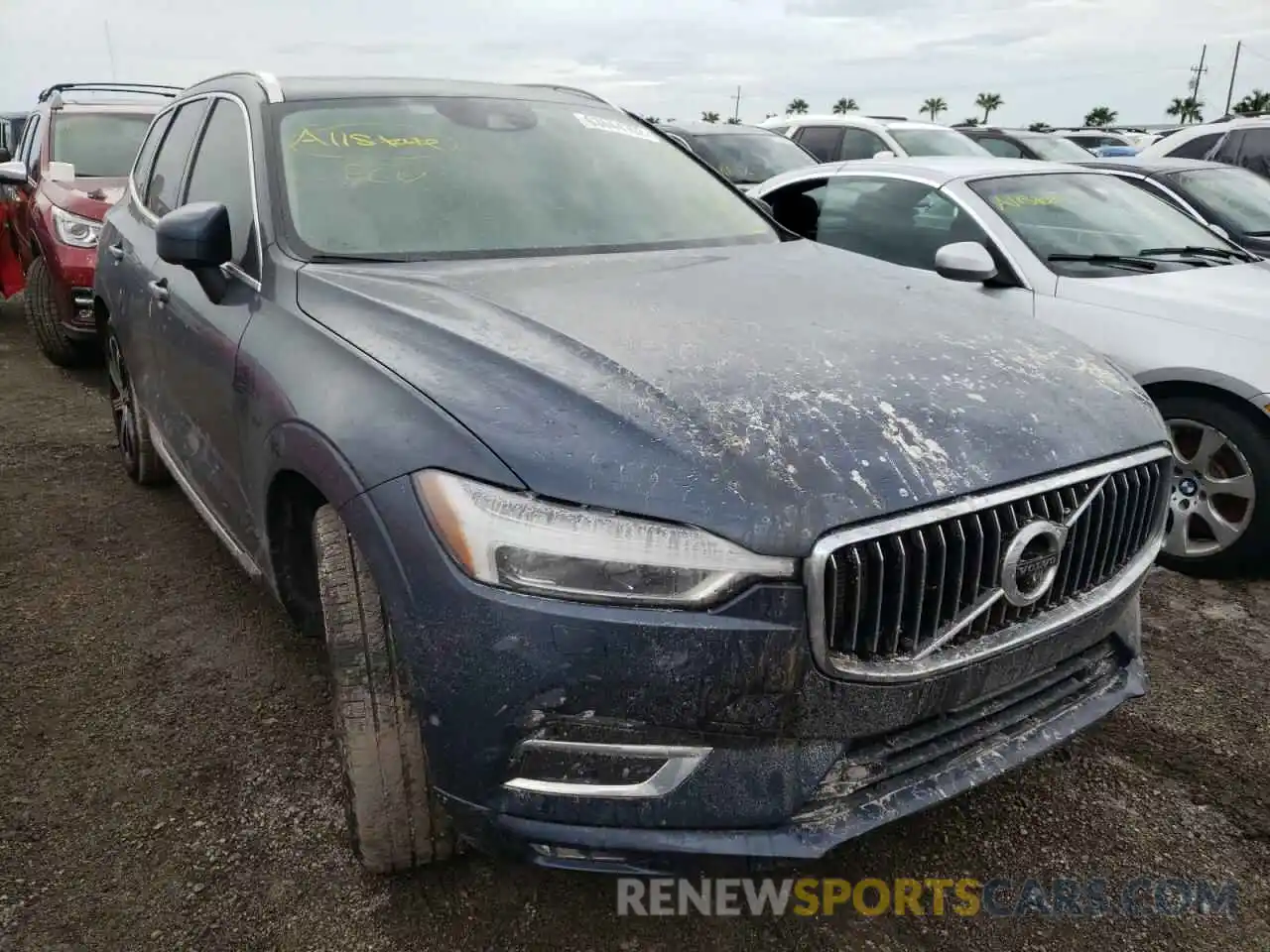 1 Photograph of a damaged car YV4102DL2L1477979 VOLVO XC60 2020