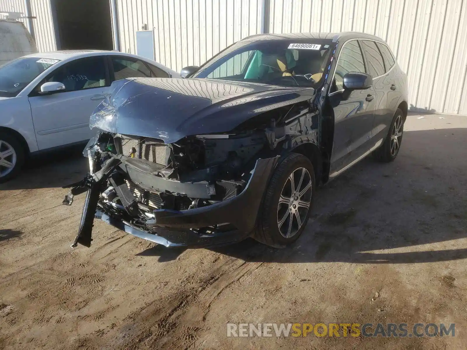 2 Photograph of a damaged car YV4102DL2L1527022 VOLVO XC60 2020