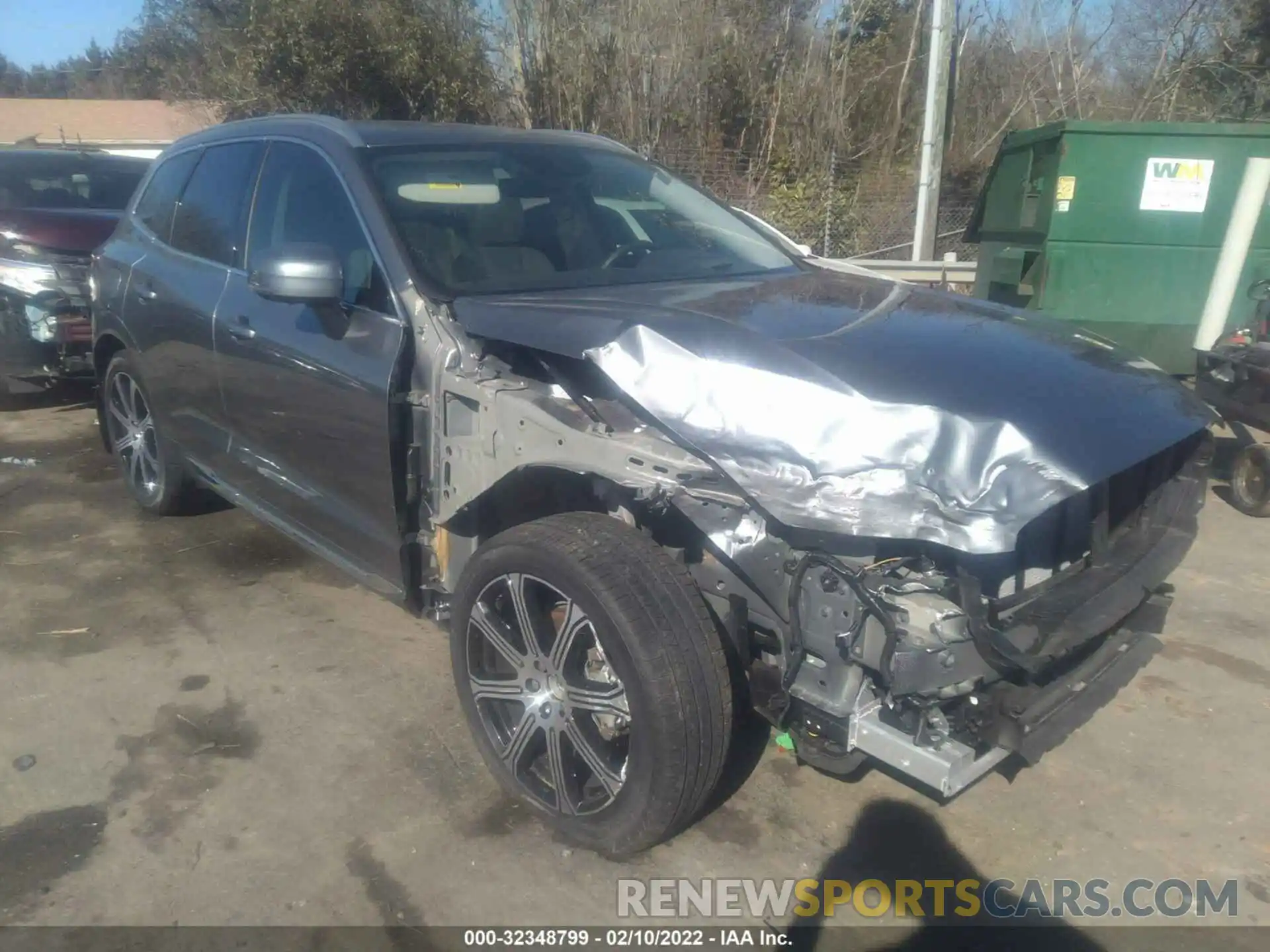 1 Photograph of a damaged car YV4102DL2L1548484 VOLVO XC60 2020