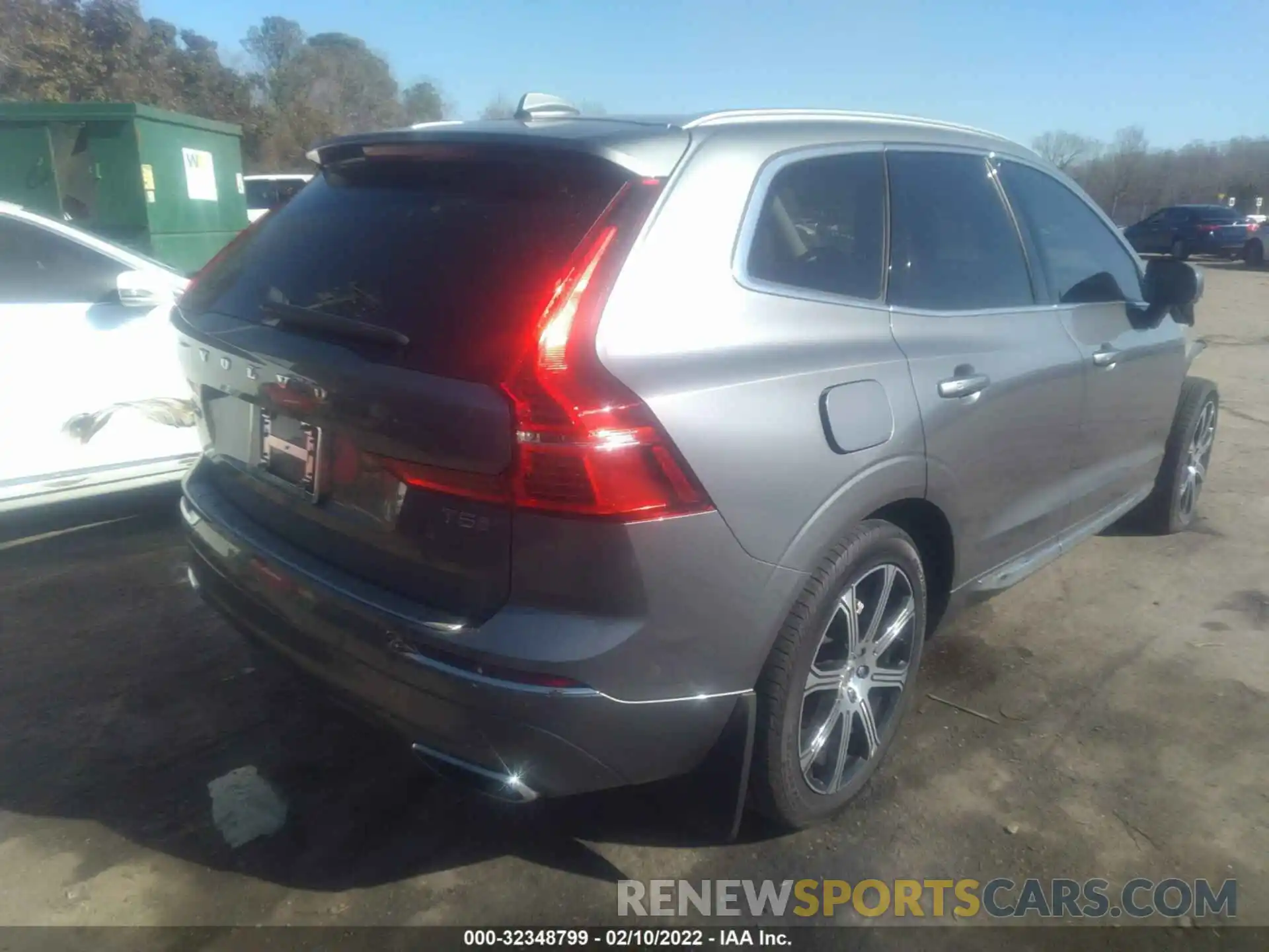 4 Photograph of a damaged car YV4102DL2L1548484 VOLVO XC60 2020