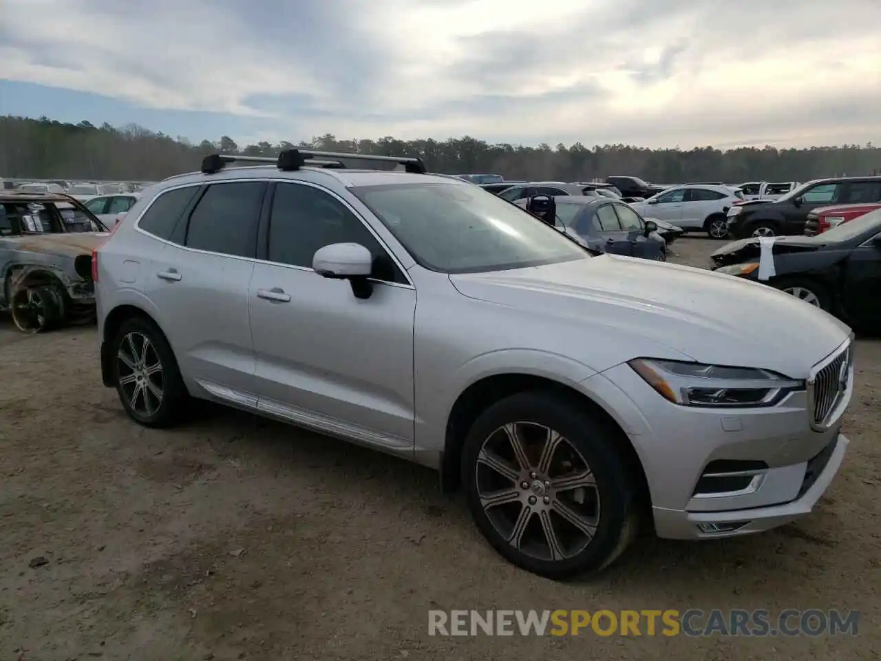 1 Photograph of a damaged car YV4102DL3L1580733 VOLVO XC60 2020